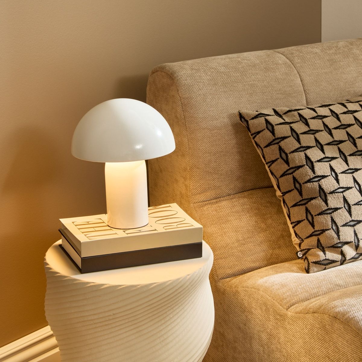 Lampa LITO biała 20x24,5 cm