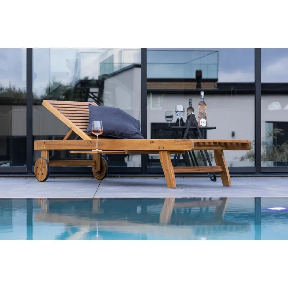 Svea - Cemre ligbed op wielen - acaciahout - naturel