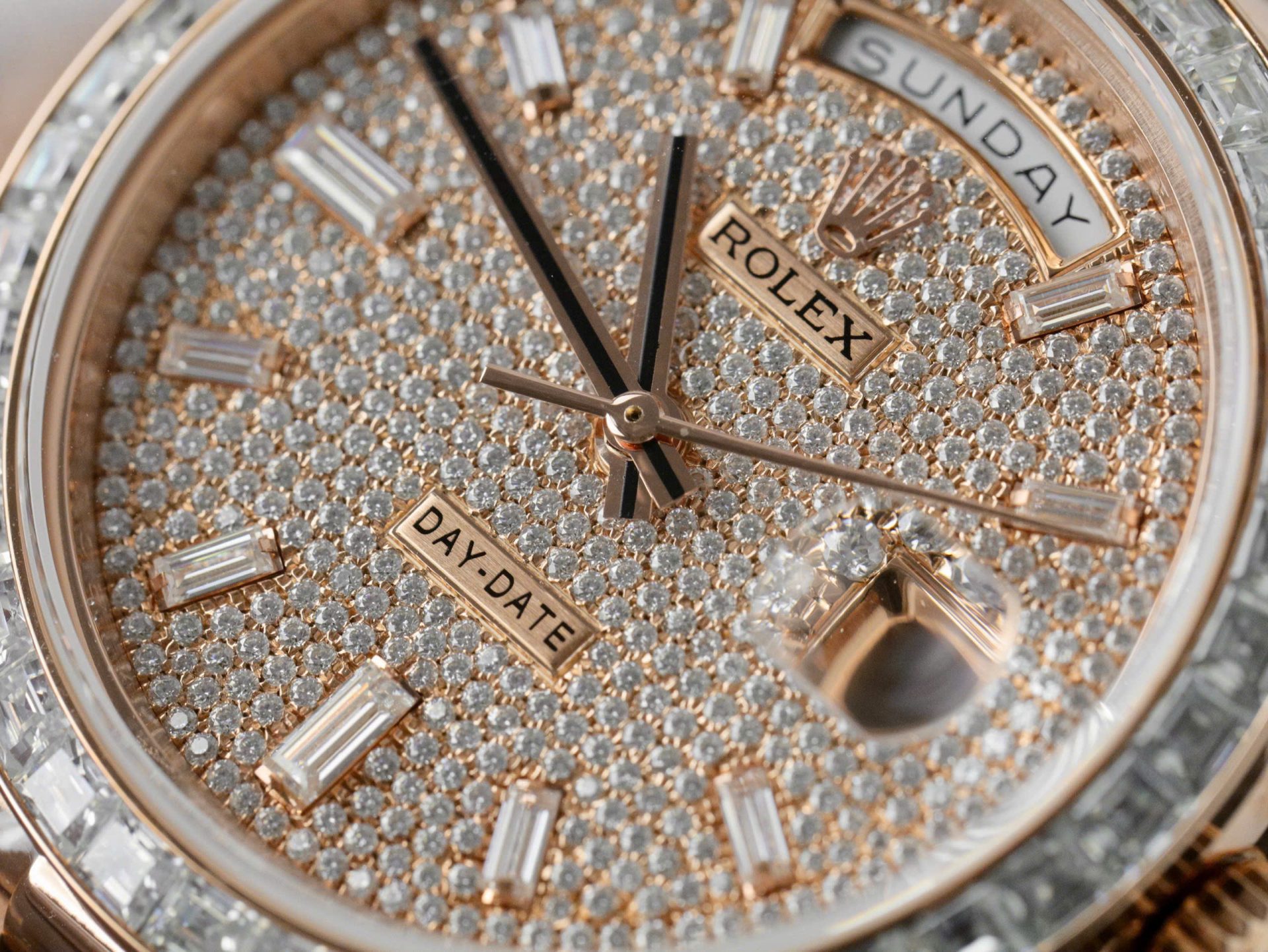 Rolex Day-Date RG Plated Diamond Dial Baguette Diamond 40mm Super Clone