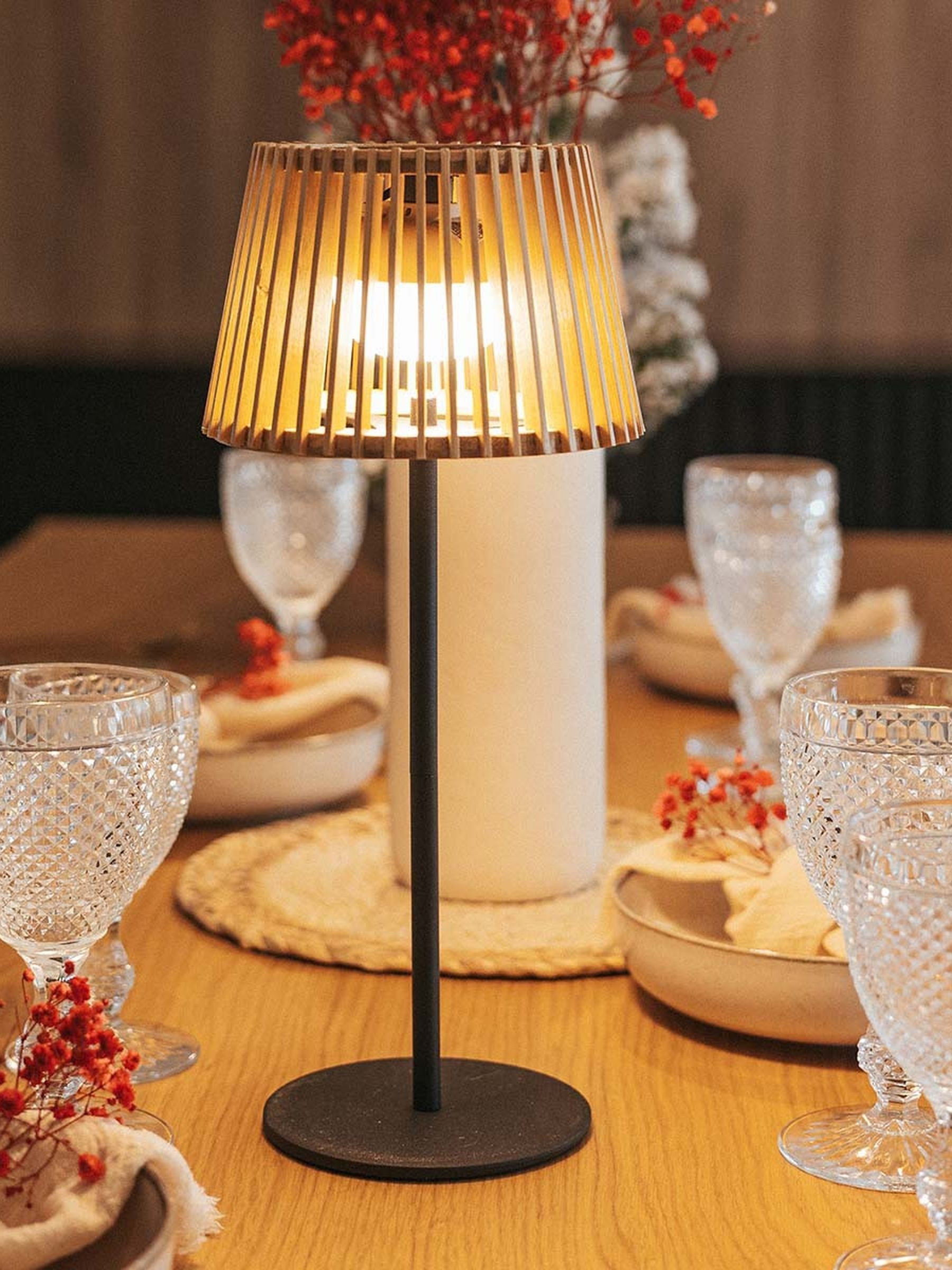 New Garden Brown Okinawa Solar Charging Table Lamp