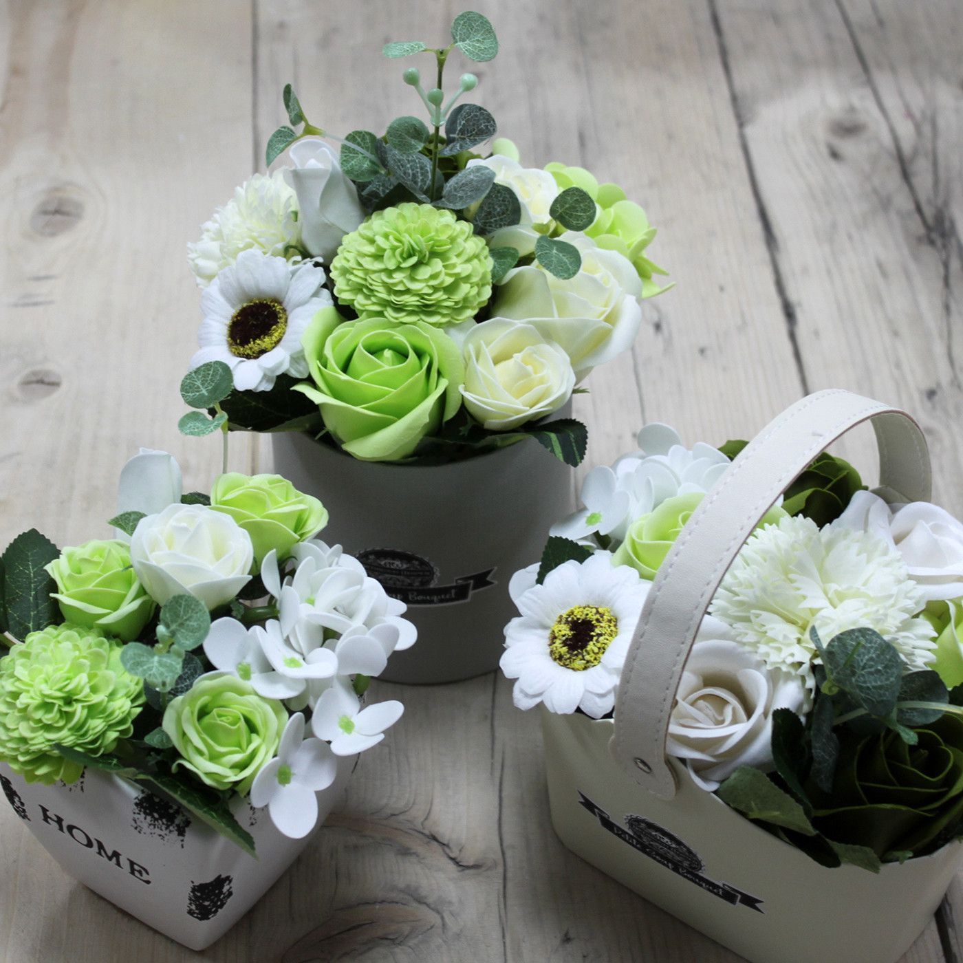 Serenityy Serenityy Petite Soap Flower Bouquet - Pastel Green