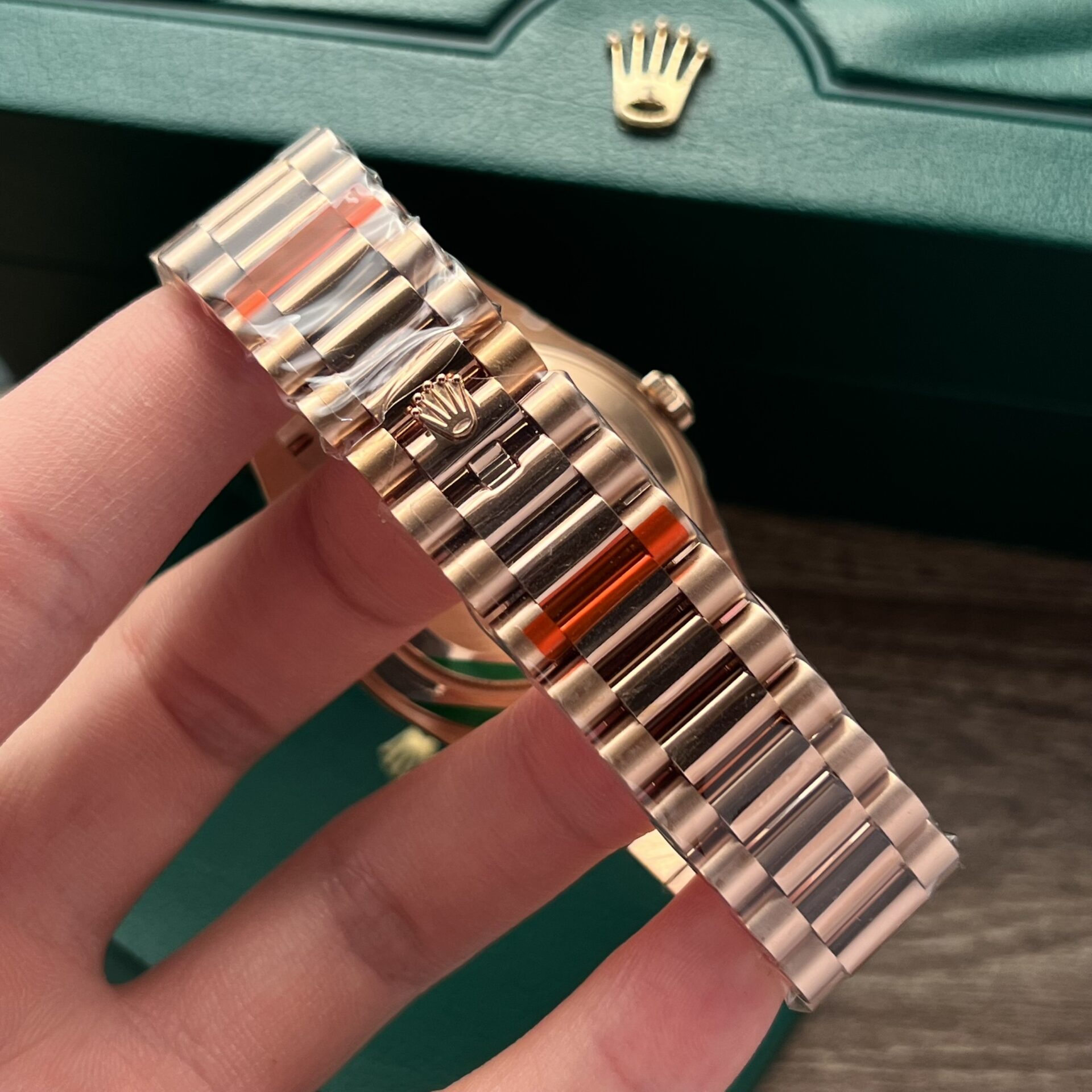 Rolex Day-Date 228345RBR RG Plated Chocolate Dial CZ Diamonds 40mm EWF Replica