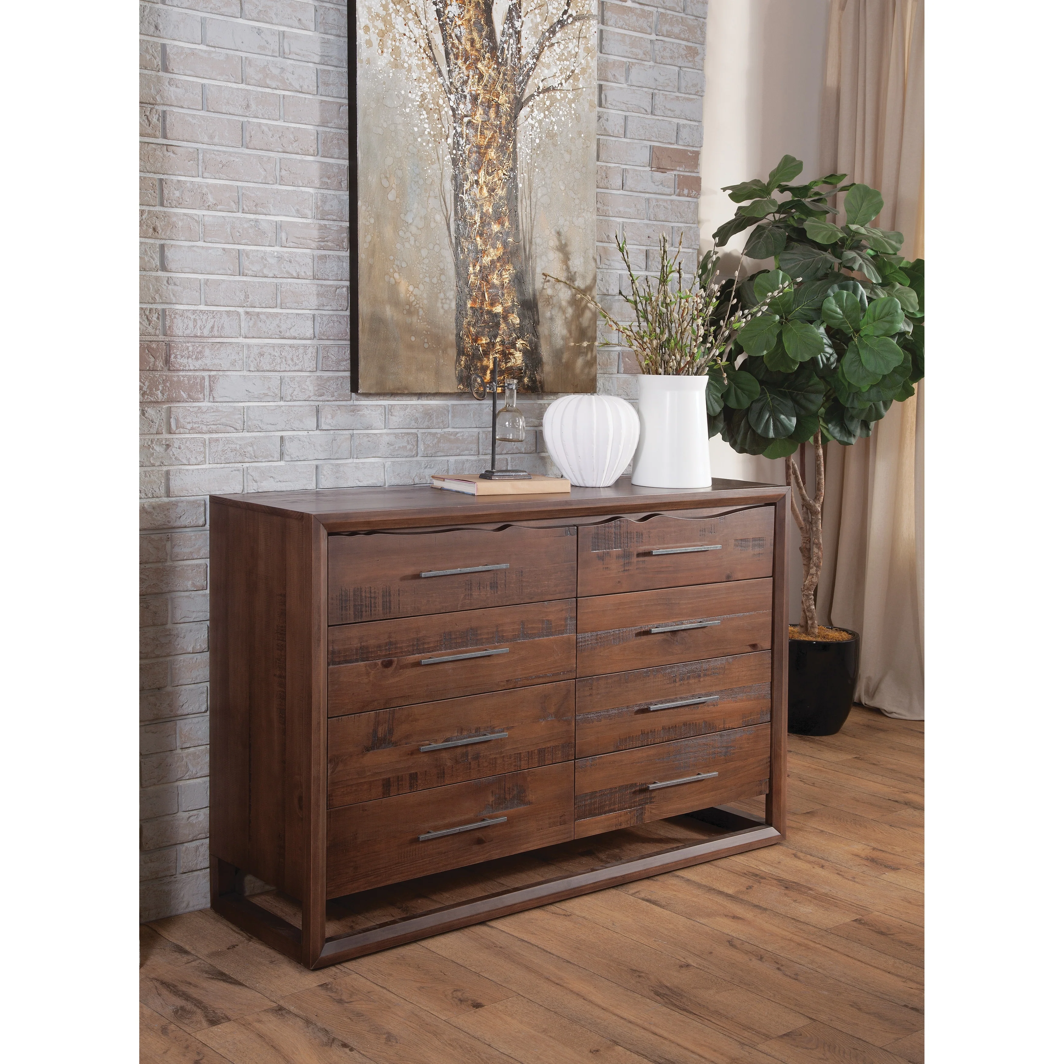 Steve Silver Lynwood 8-drawer Dresser