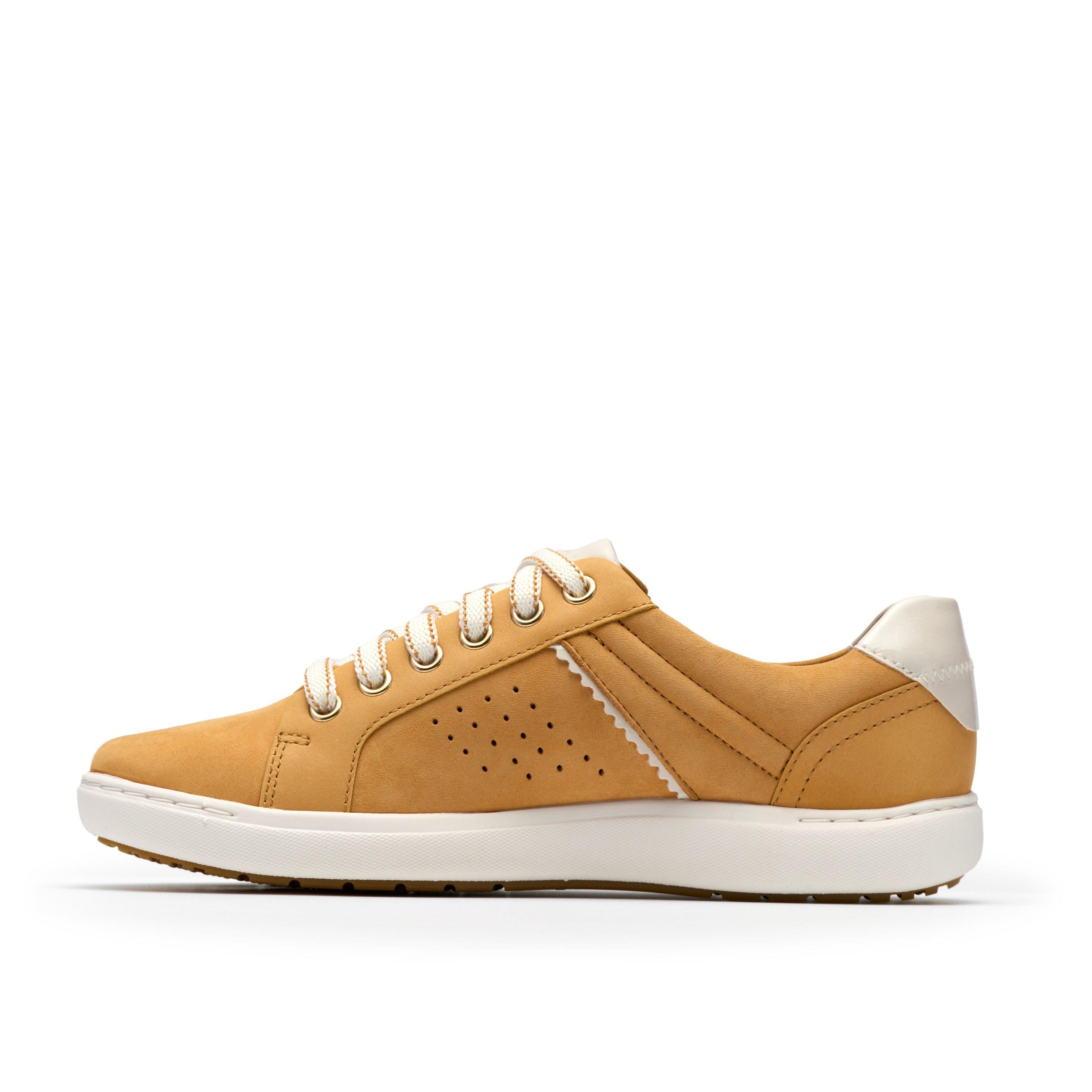 Clarks Nalle Zen Yellow Nubuck Trainers