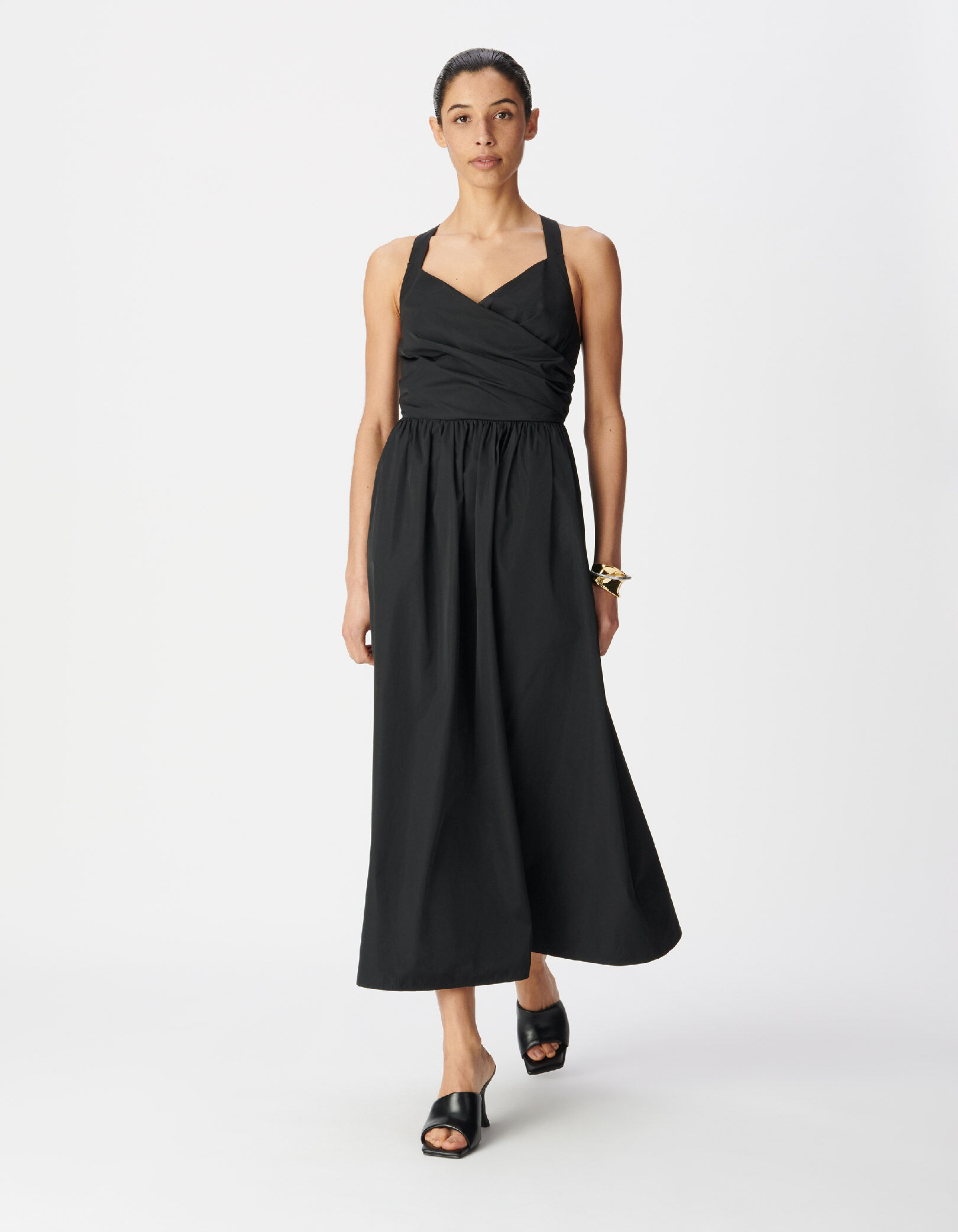 Robe chic à bretelles noire en taffetas Femme