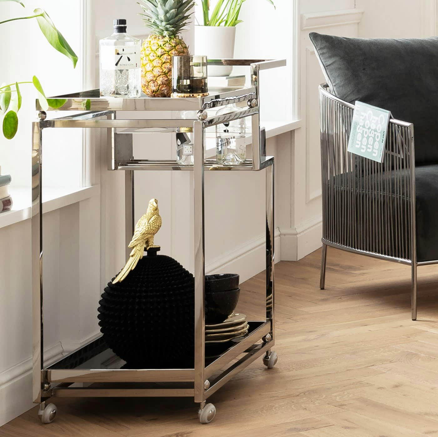 PERROQUET - Boîte noire perroquet doré en polyrésine D26