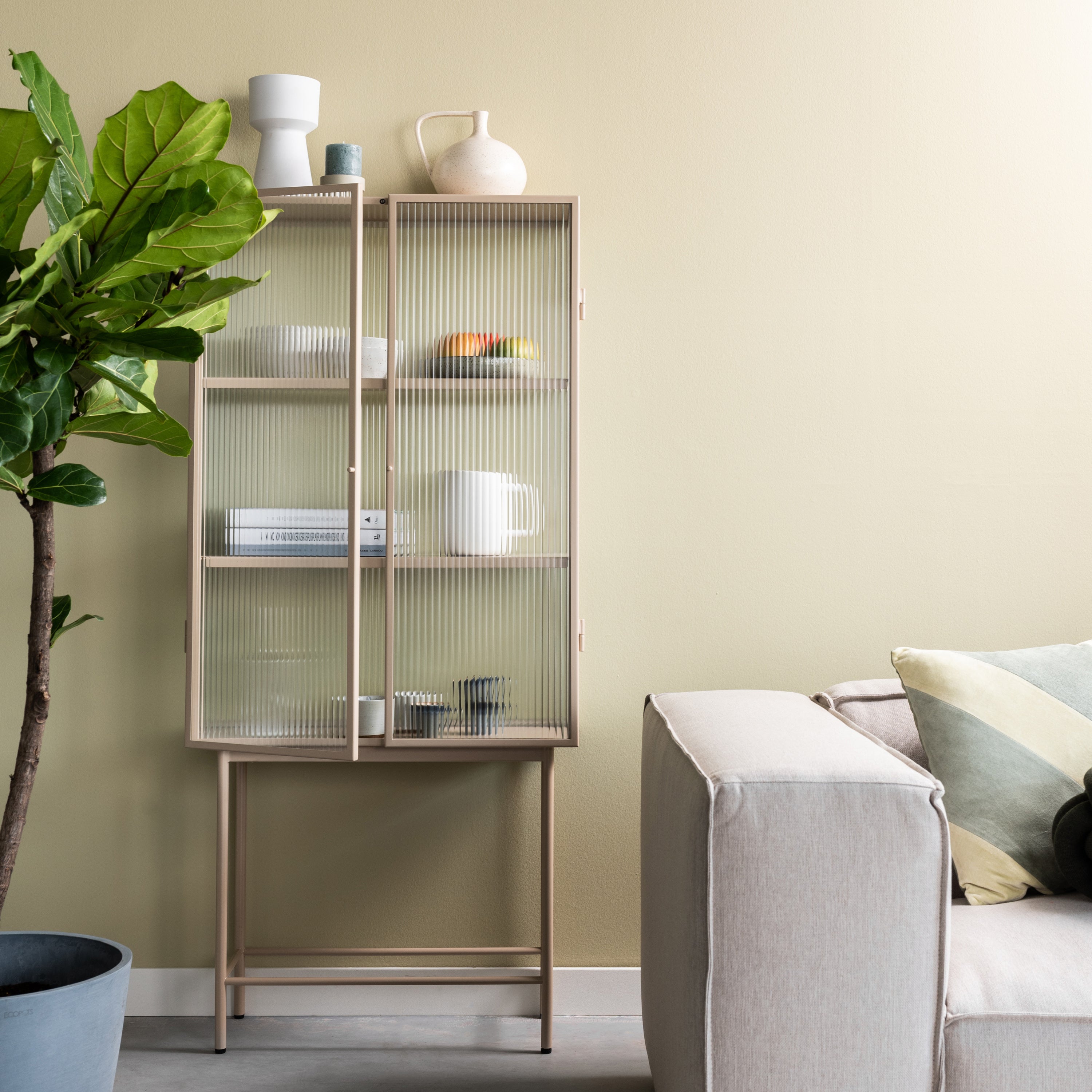 Ferm Living Haze Vitrinekast - Cashmere