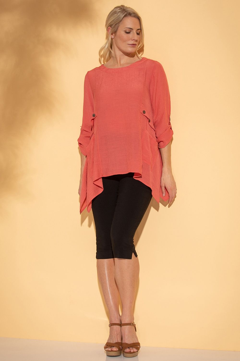 Klass. Dip Hem Pocket Tunic Top