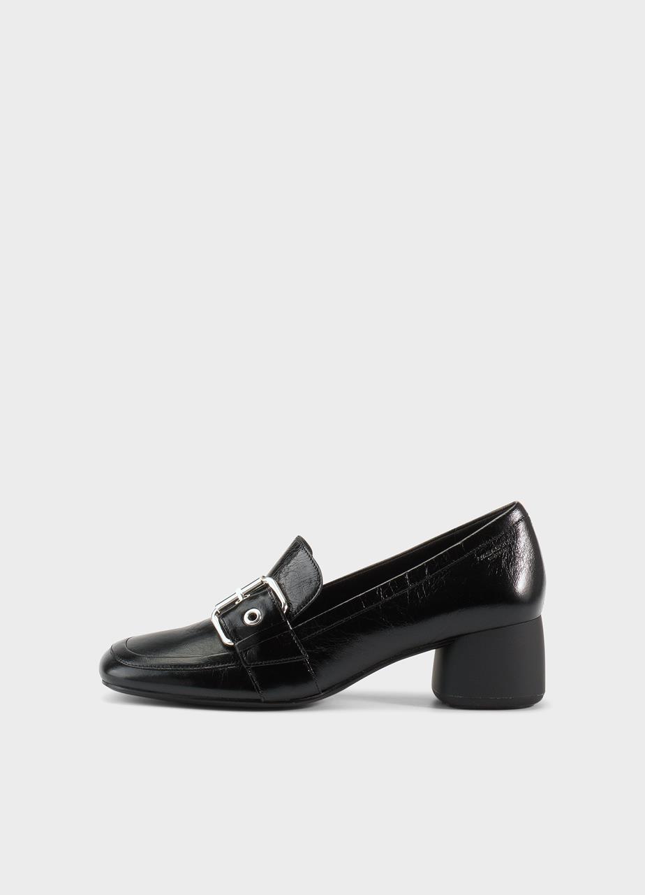 Livia Loafers