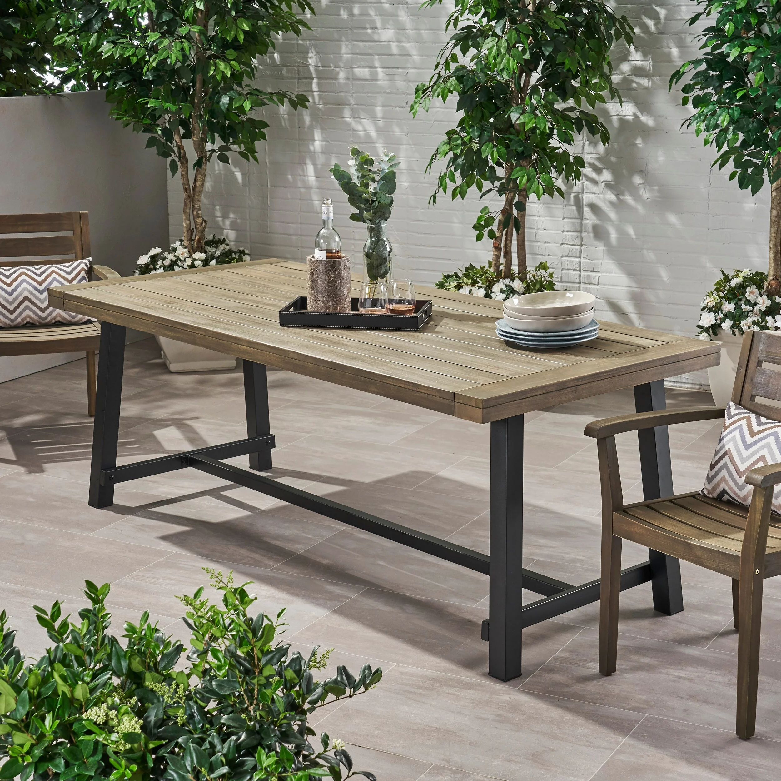 Outdoor Acacia Wood Dining Table/Rustic Metal