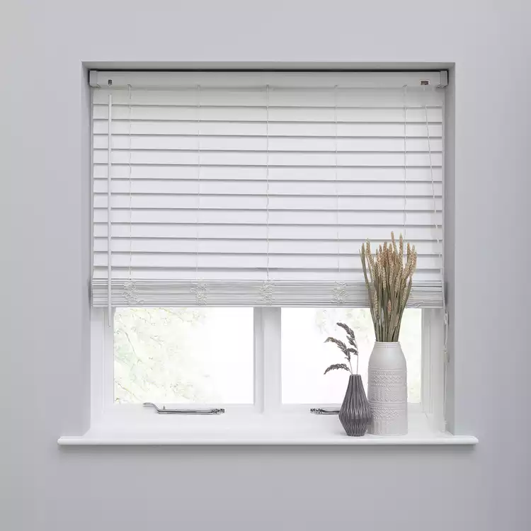 Habitat Faux Wood White 50mm Slat Venetian Blind - 90cm