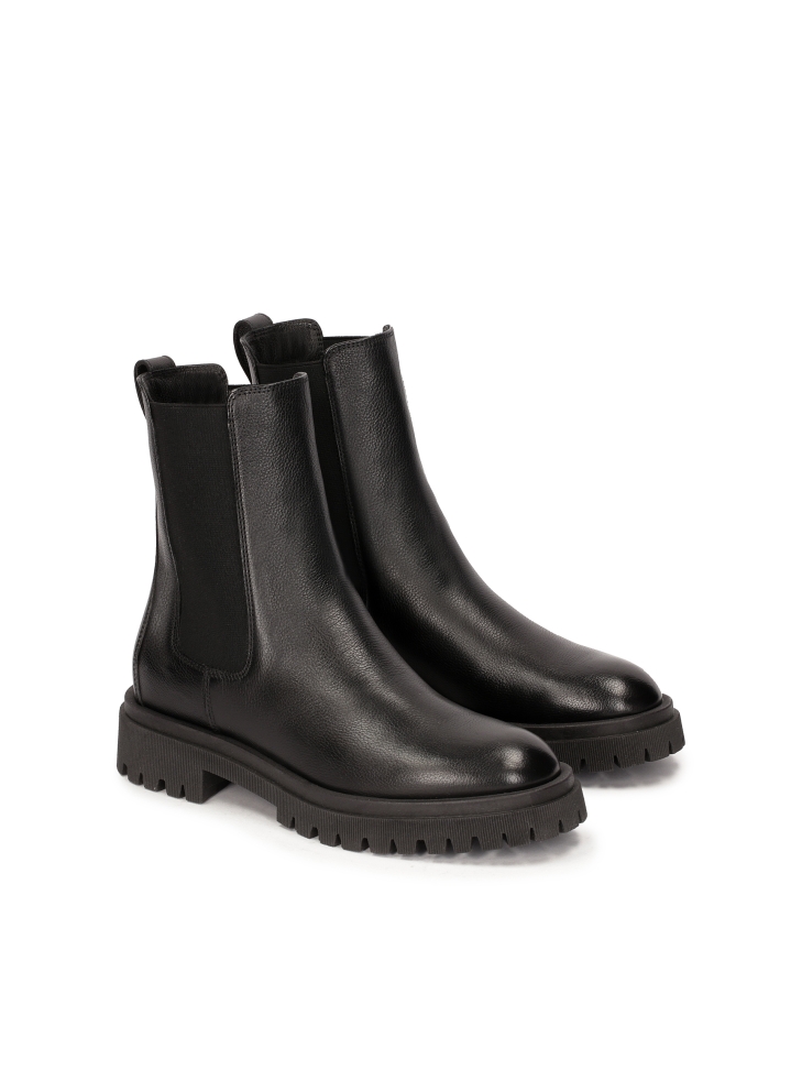 Leather Chelsea boots
