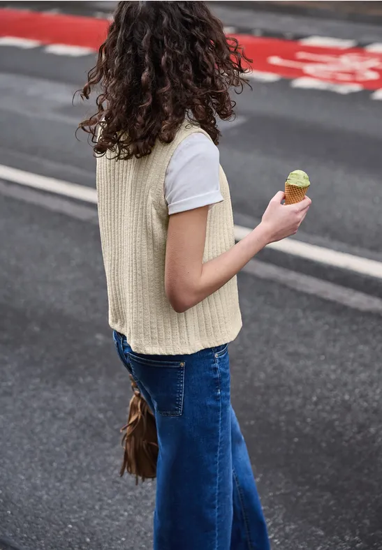 Weste mit V-Neck und Knopfleiste