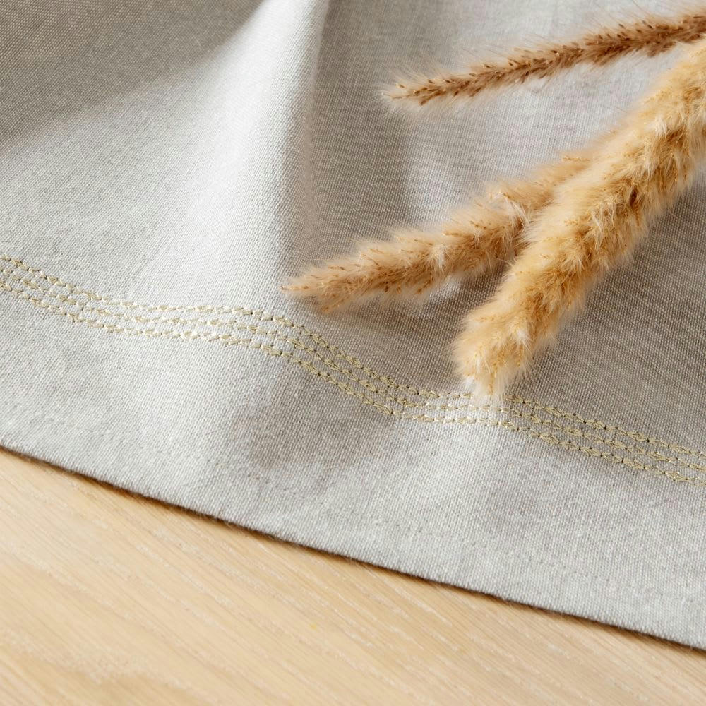 - Nappe en coton biologique texturé gris et doré 150x250