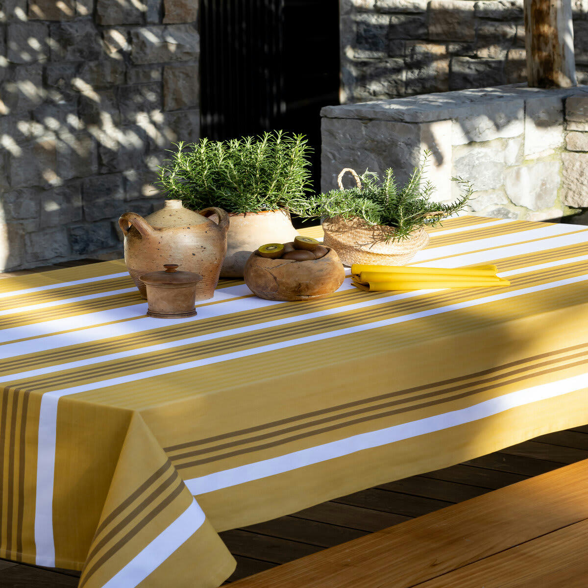 ELIZONDO - Nappe enduite coton jaune 160x300 cm