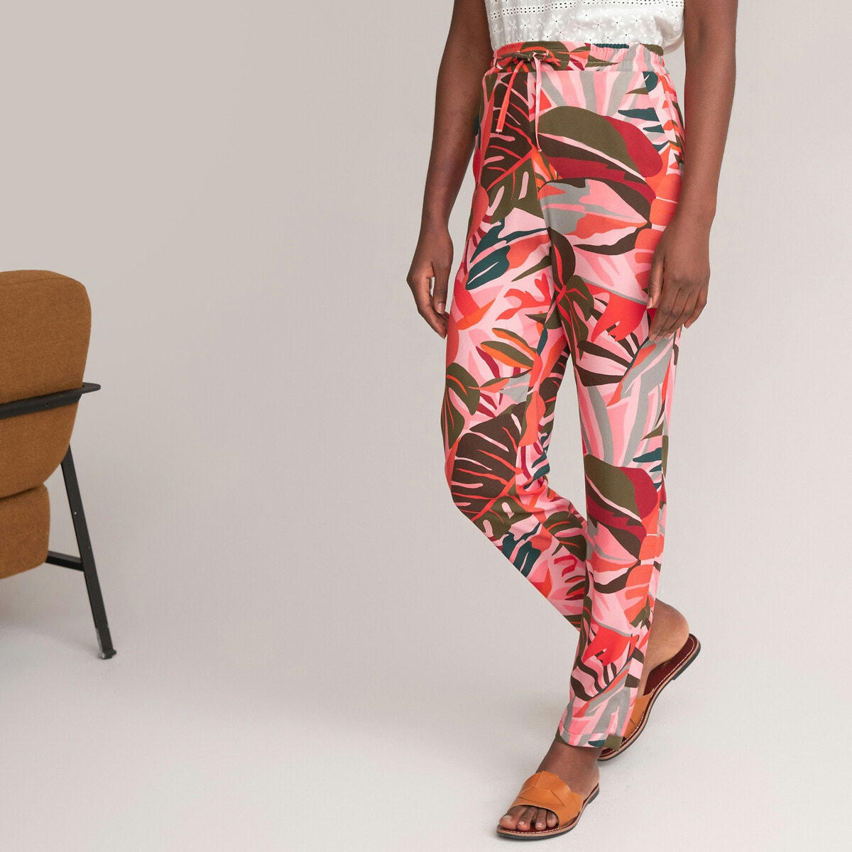Pantalon fuselé, imprimé floral