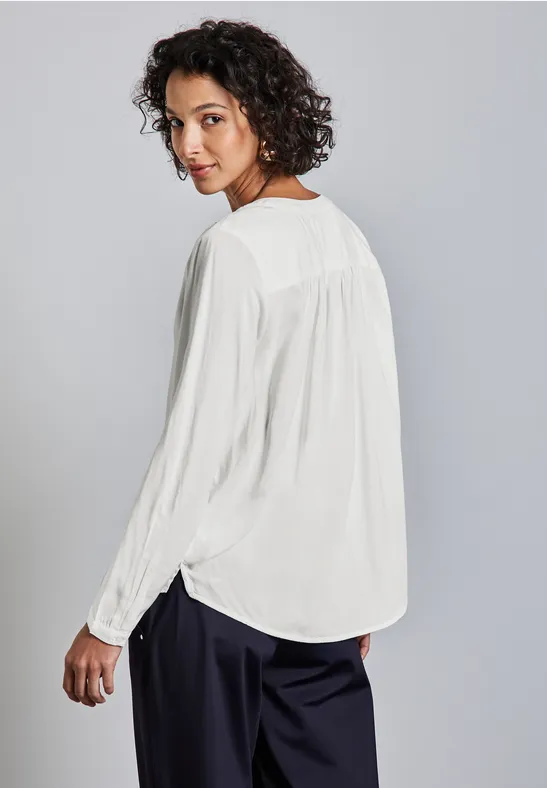 Basic Bluse in Unifarbe