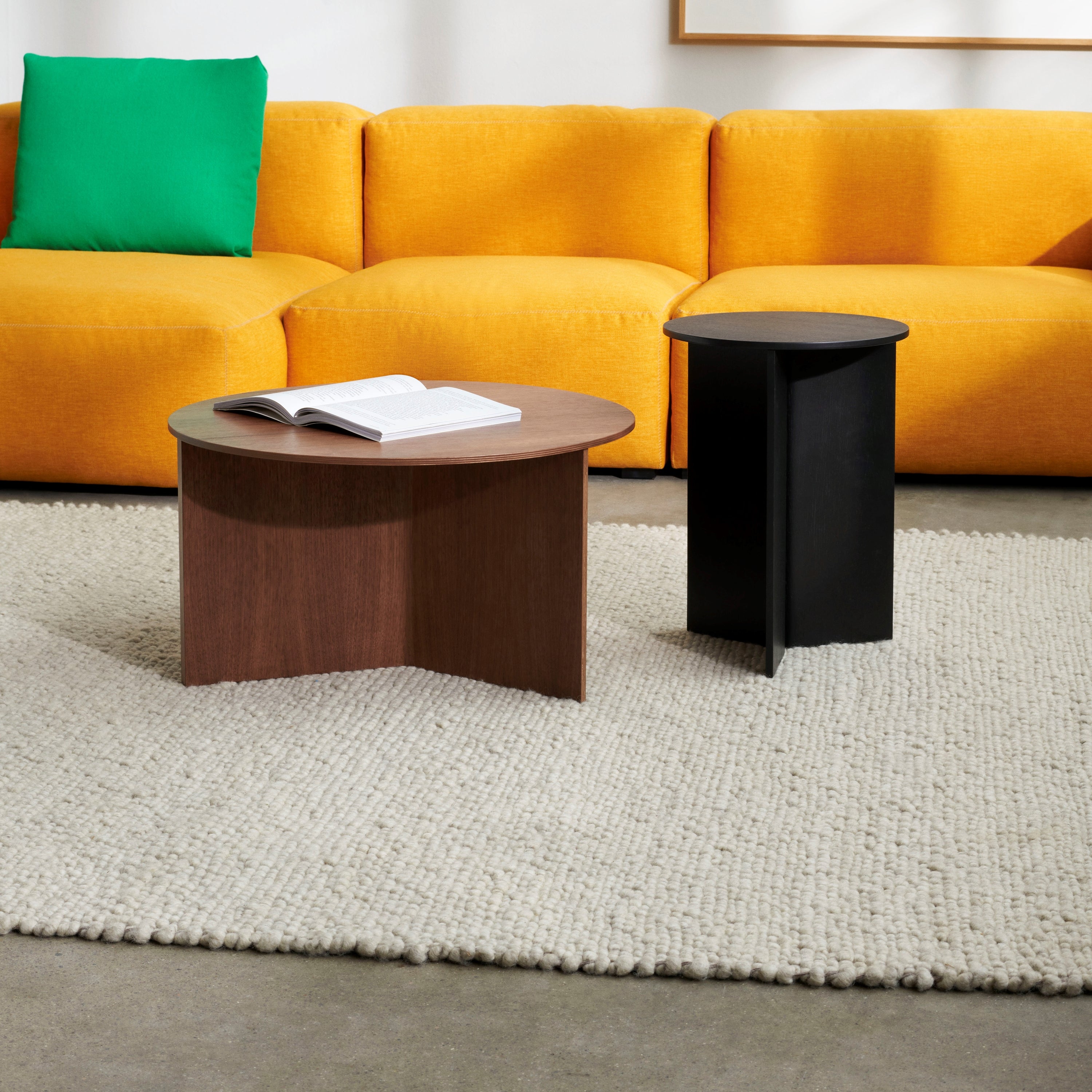 HAY Slit Table Wood Round Bijzettafel - Ø 35 cm - Zwart