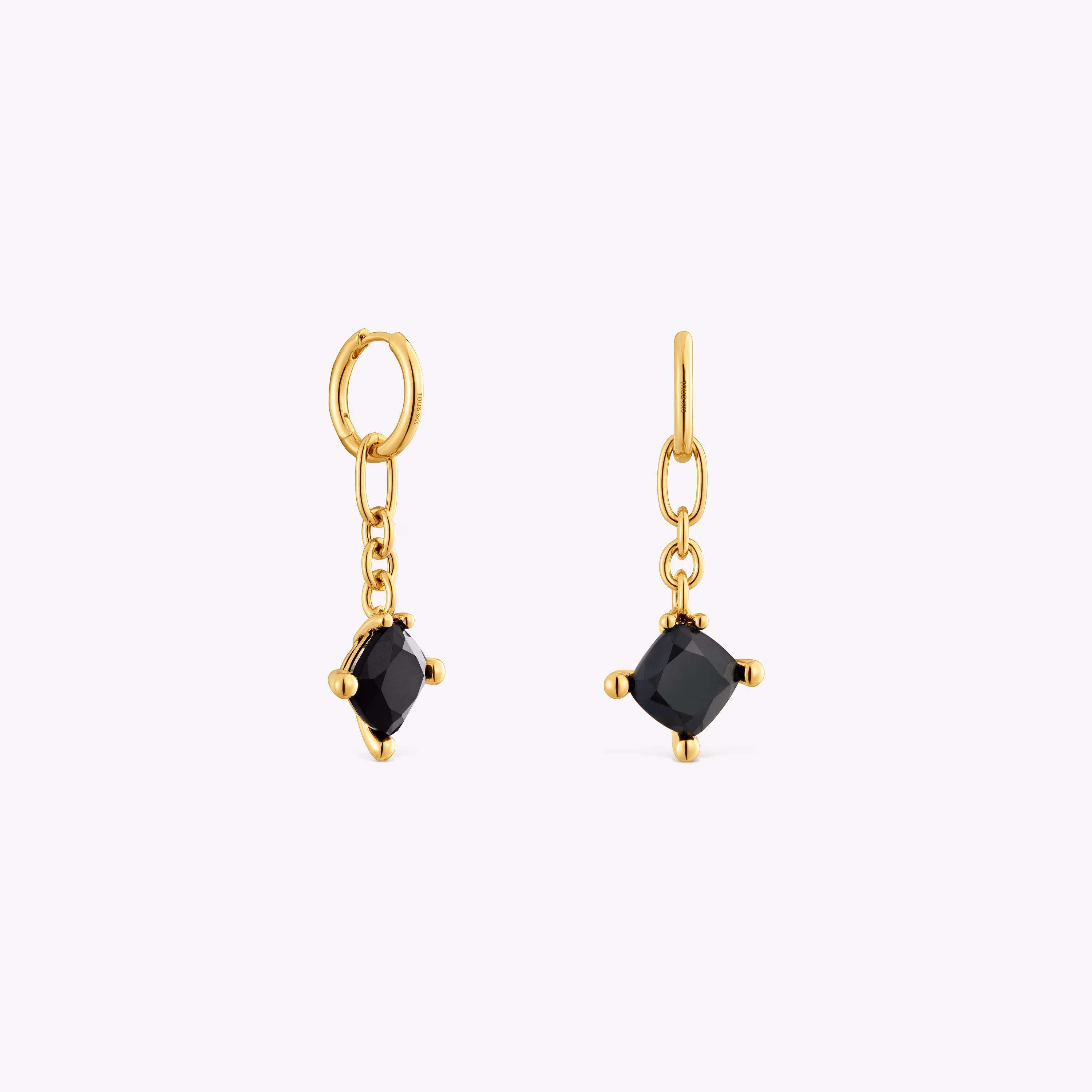 Pendientes de aro largos con baño de oro 18 kt sobre plata y ónix Color Black