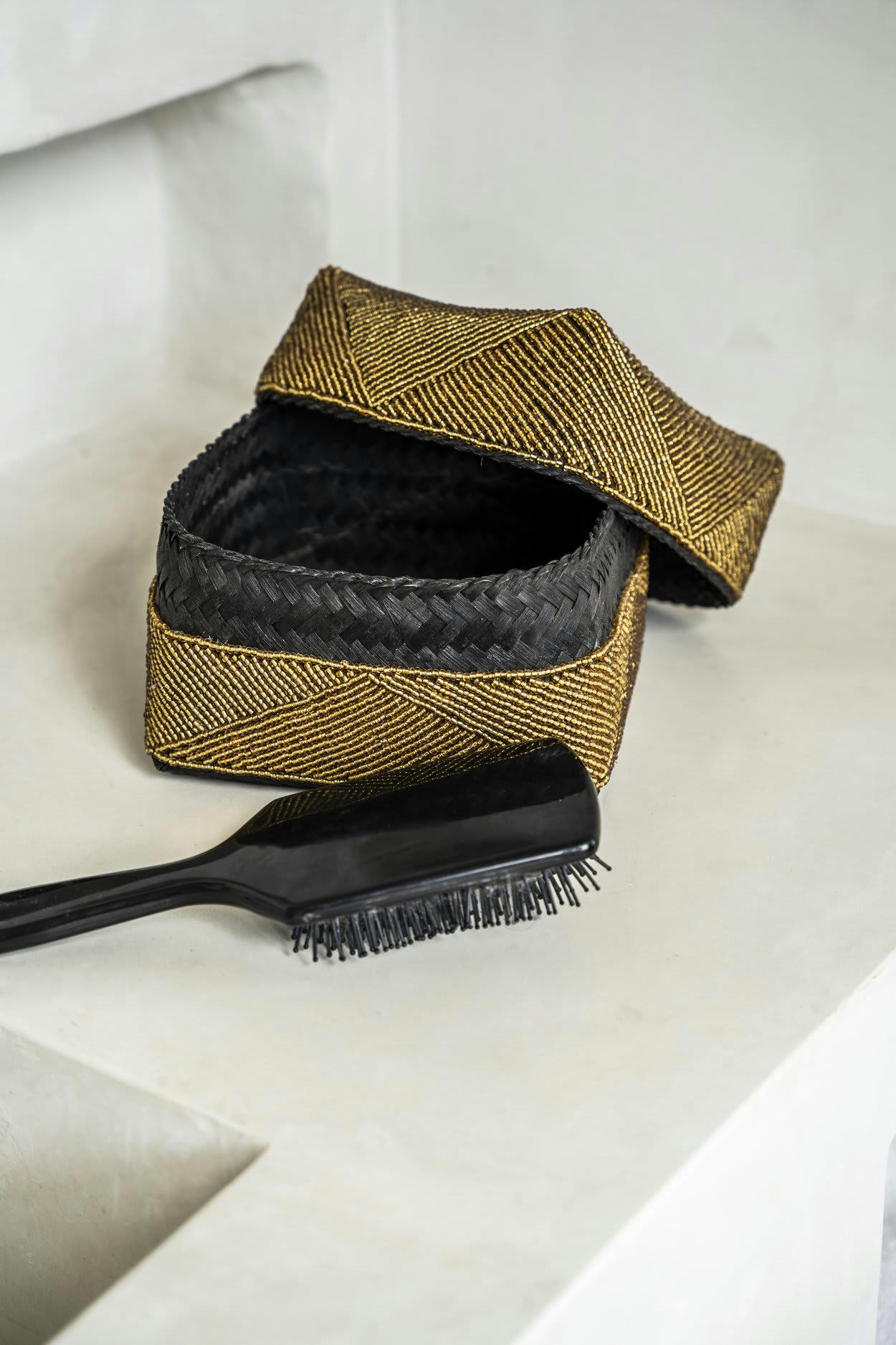 BEADED - Panier en perles or set de 3