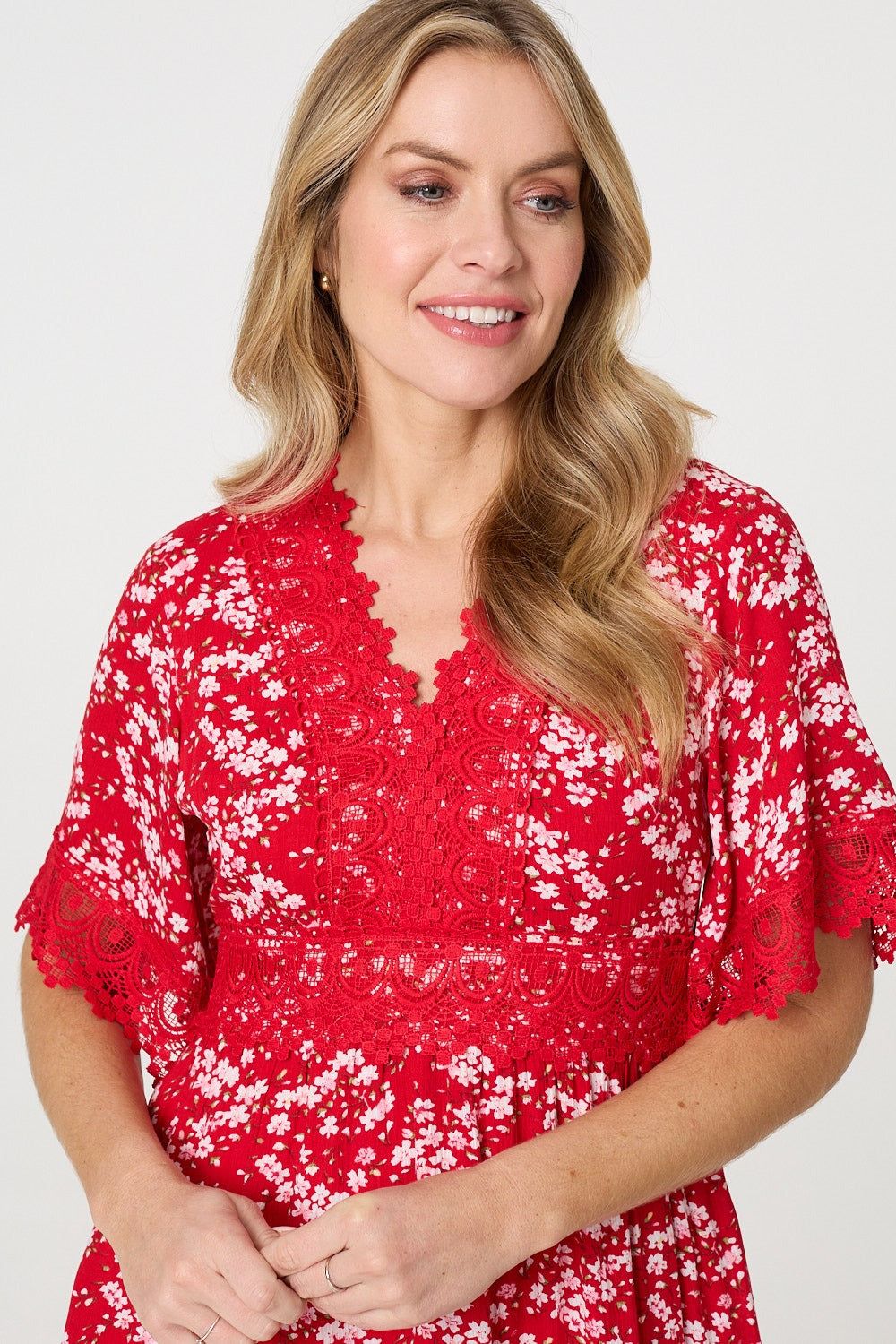 Izabel London Floral Lace Trim 1/2 Sleeve Mini Dress