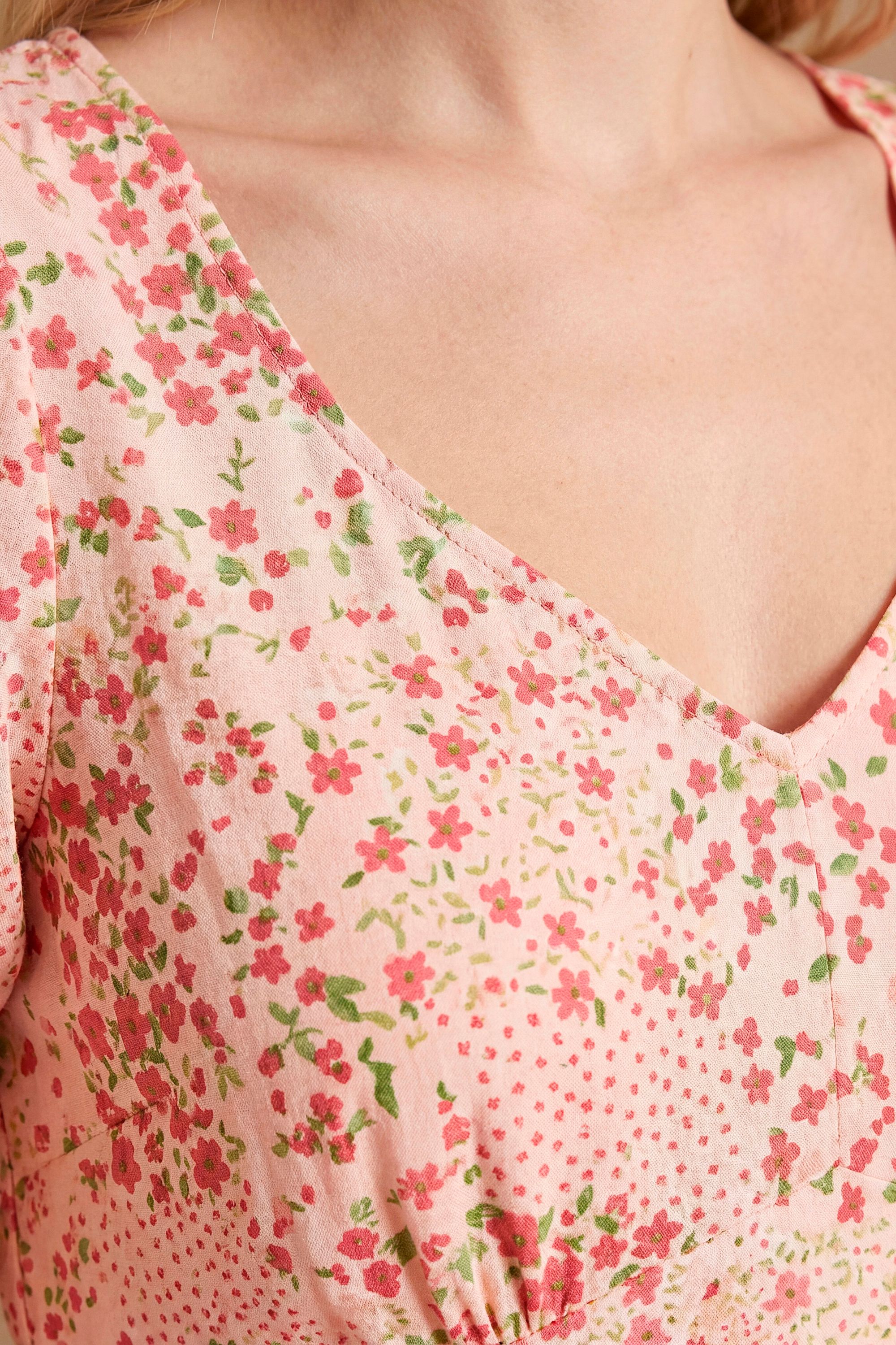 Dorothy Perkins Angel Sleeve Seam Detail Midi Dress