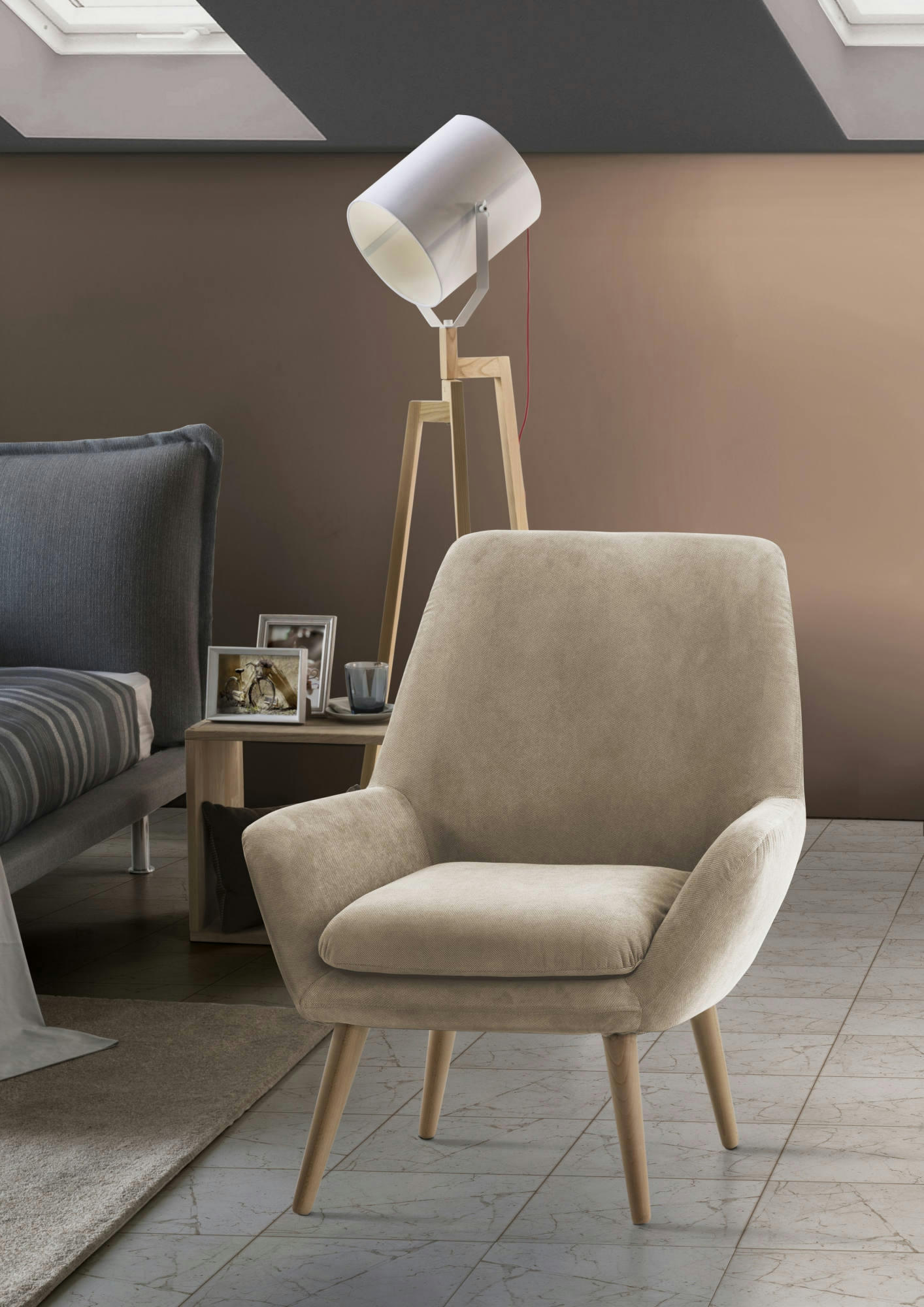 ANNARITA - Fauteuil design en tissu beige