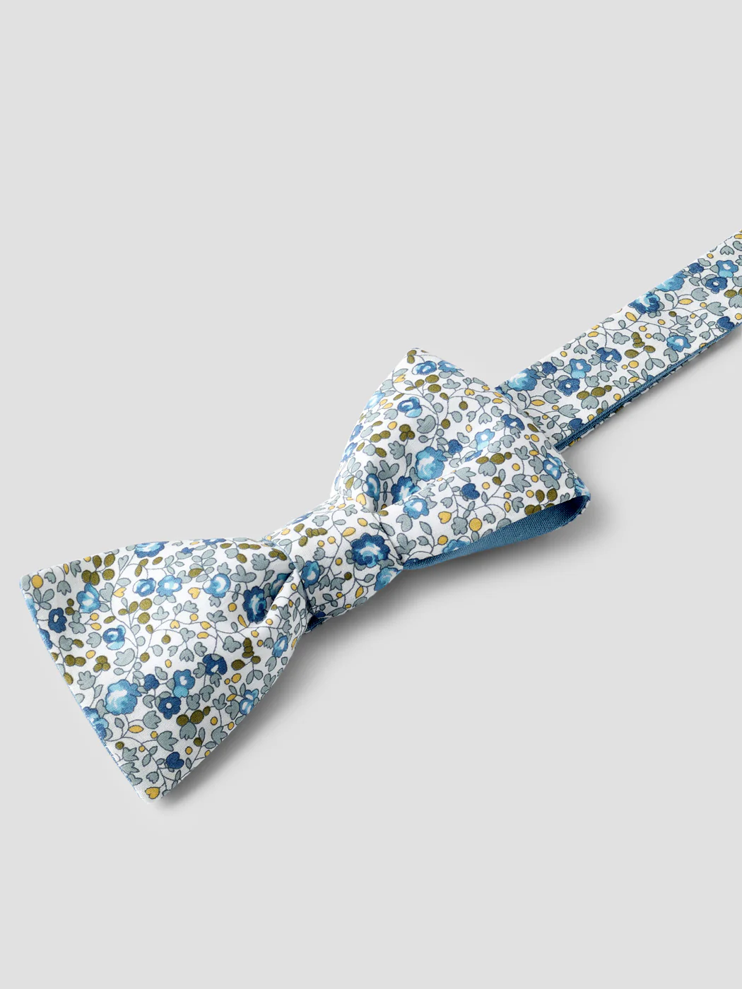 Nœud papillon fleuri Le Colonel