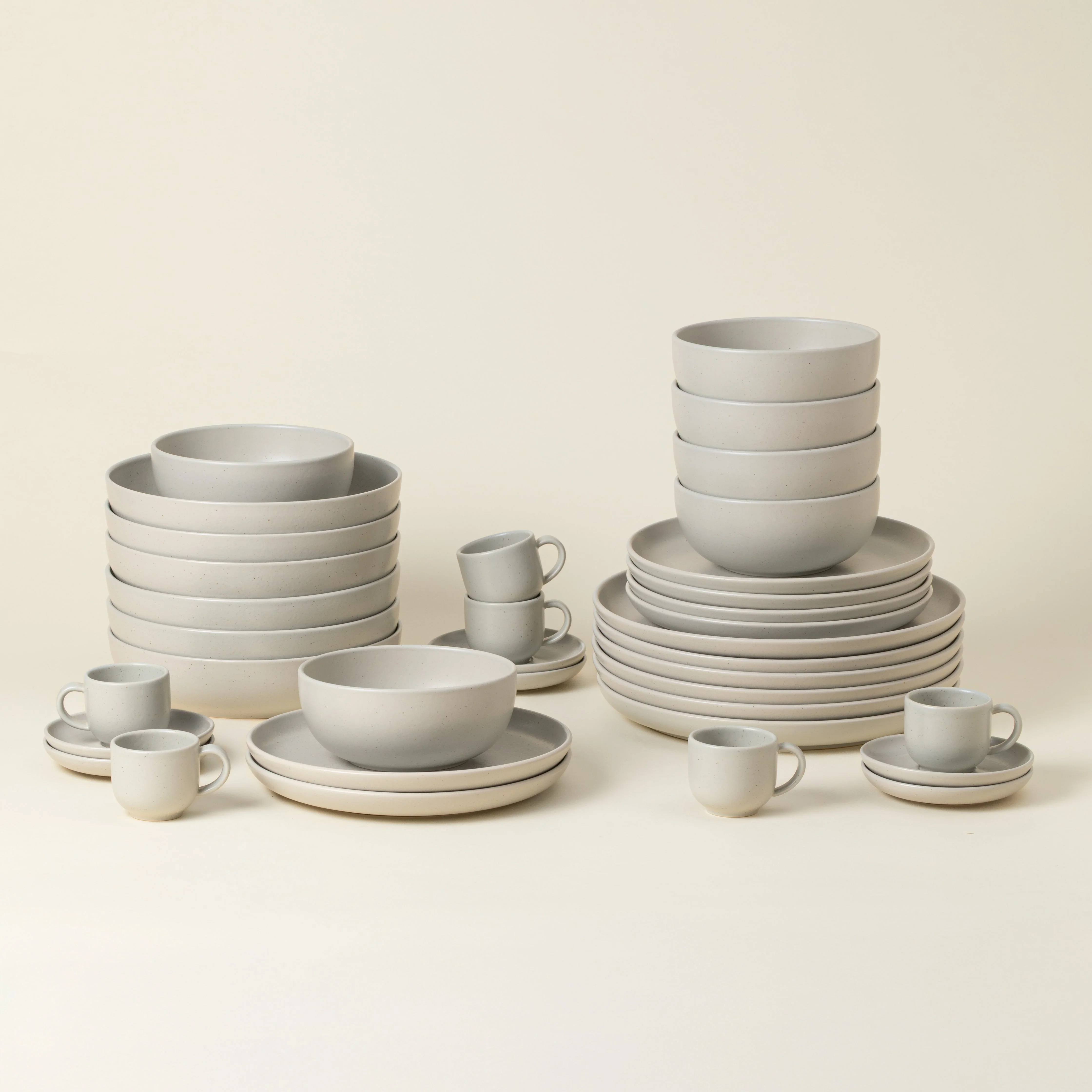 30-Piece Dinnerware Set with Coffee Cup and Saucer Pacifica, Casafina by COSTA NOVA