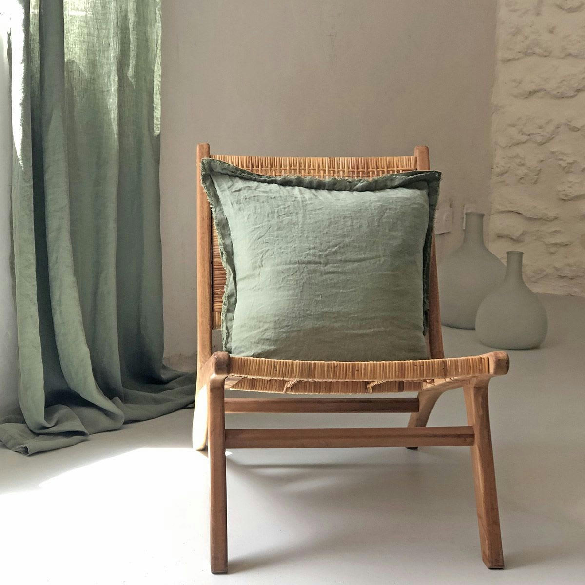 - Coussin en chanvre lavé