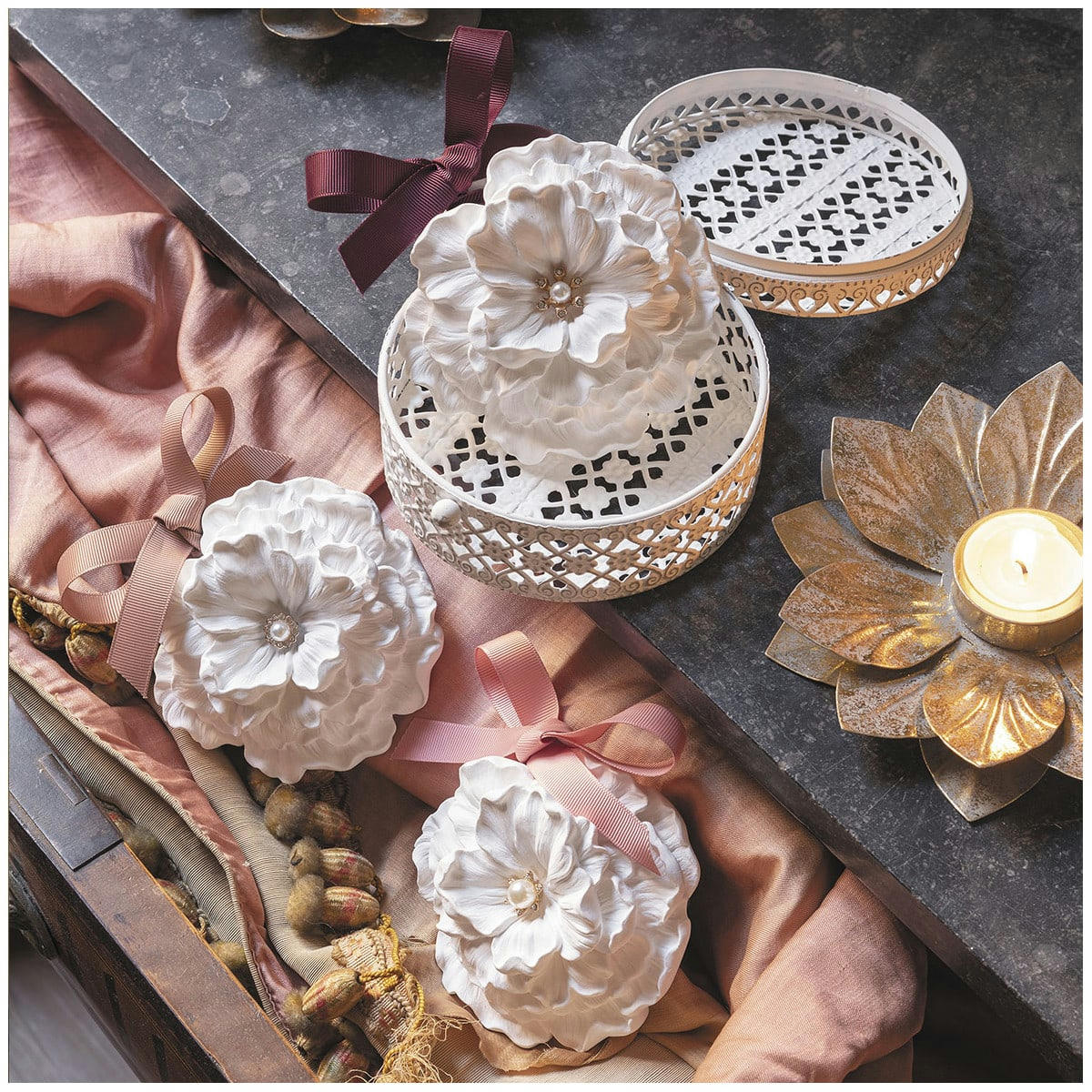 - Coffret Précieux décor parfumé - Fleur de Coton