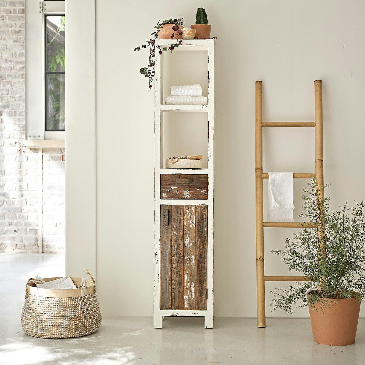 ATLANTIC - Colonne de salle de bain en pin recyclé massif