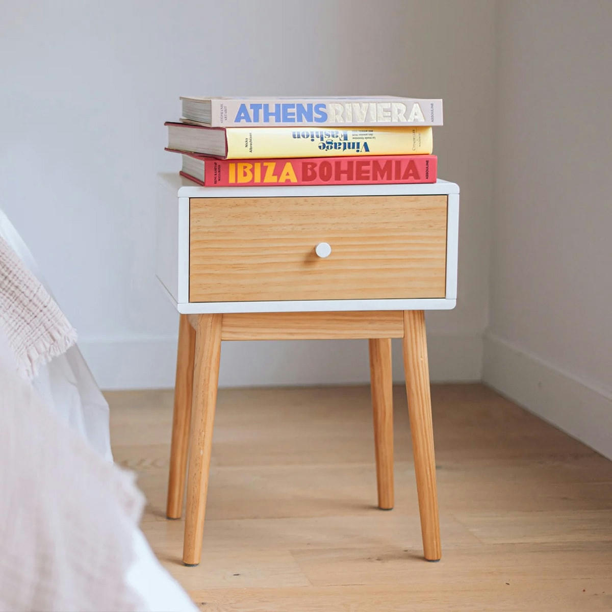 - Table de chevet en bois blanc Alba