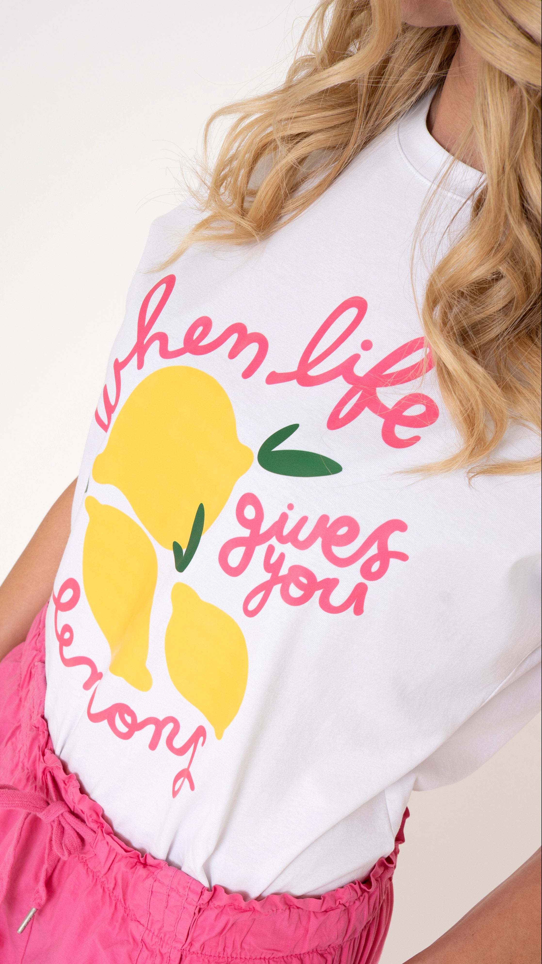 SHIRT MIT ZITRONEN PRINT