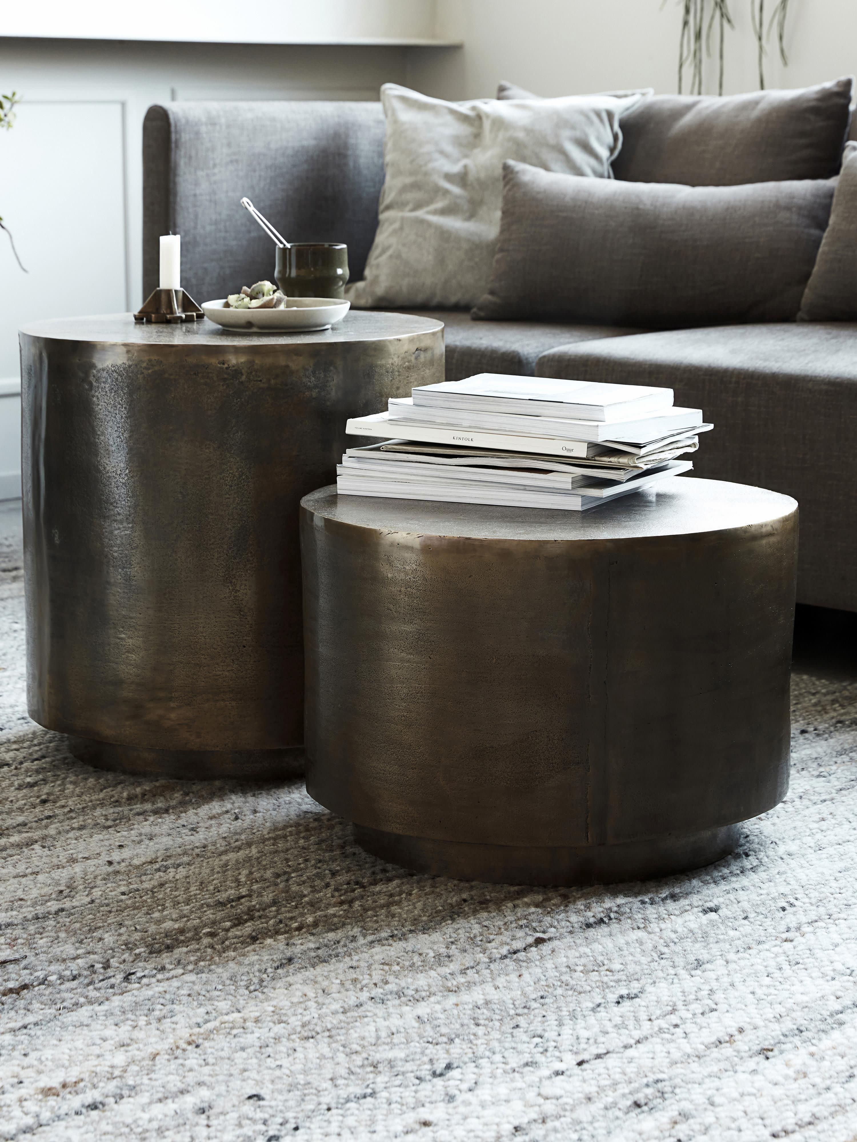 Runder Metall-Beistelltisch Rota mit Antik-Finish