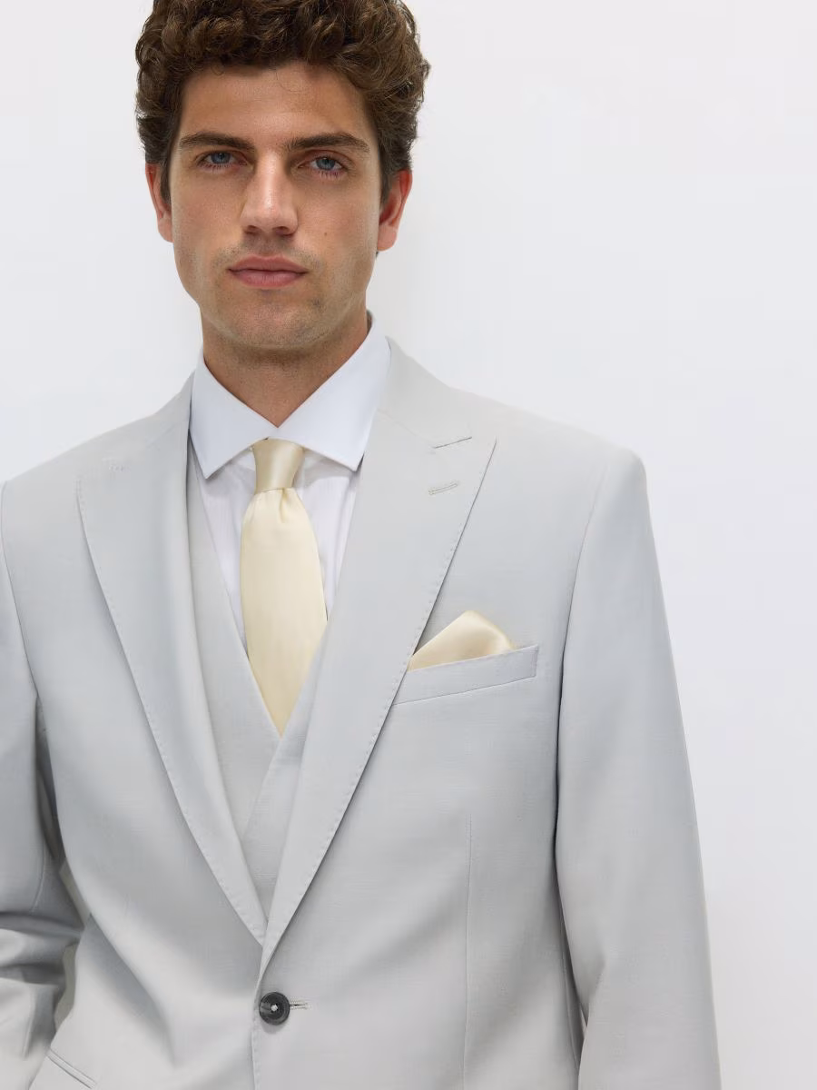 Wool Blend Slim Fit Blazer