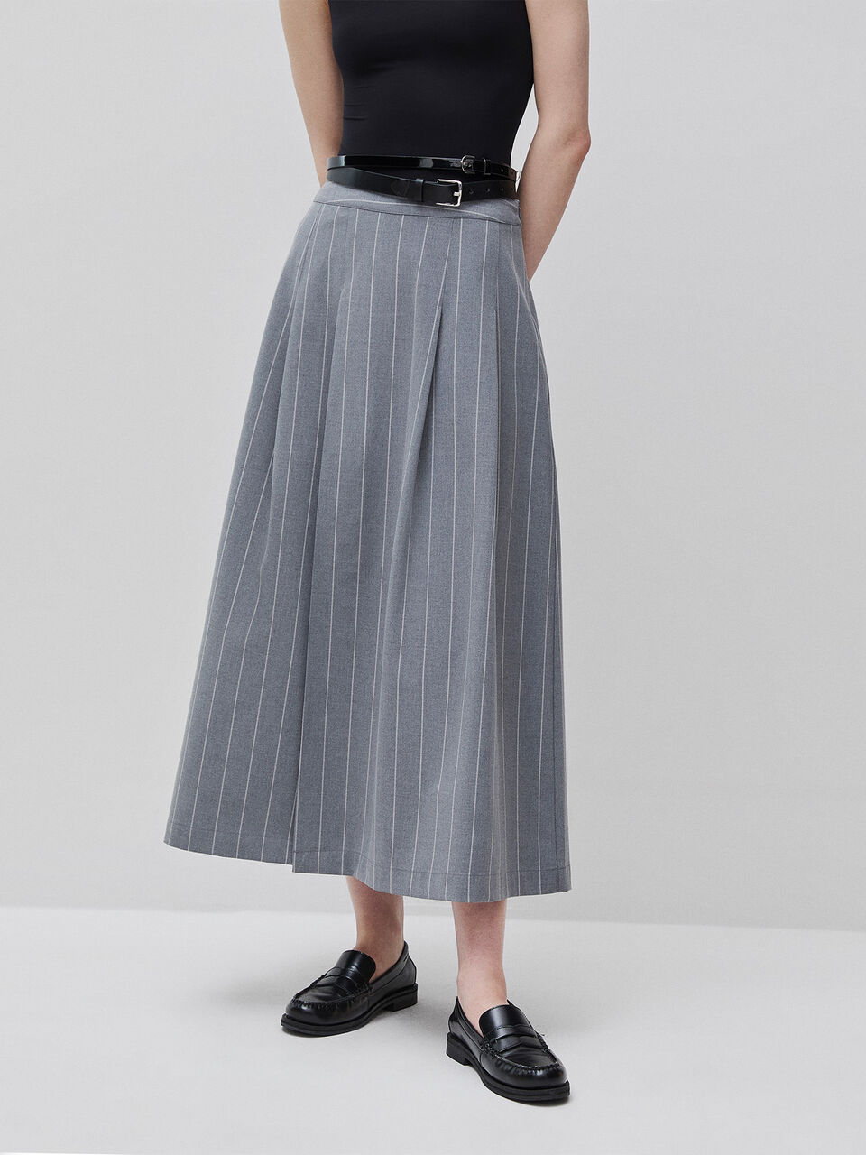 Pinstriped skirt with slit