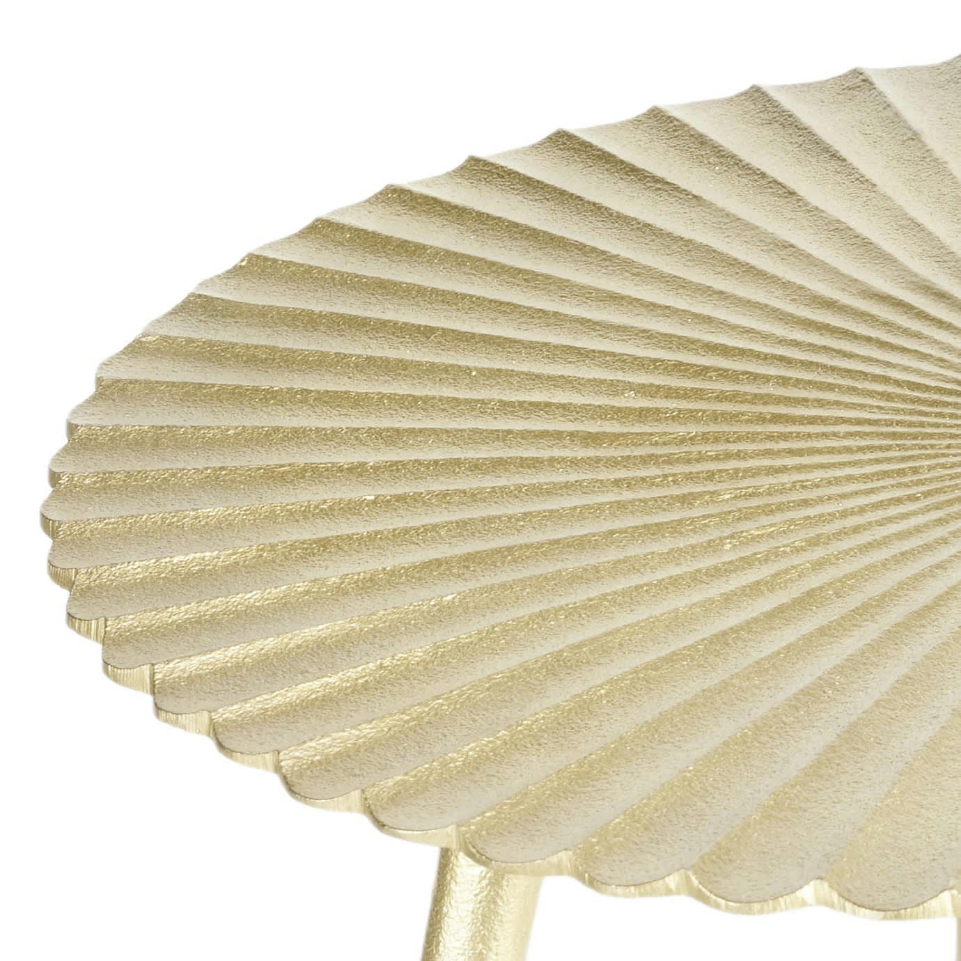 - Bout de canapé en métal doré