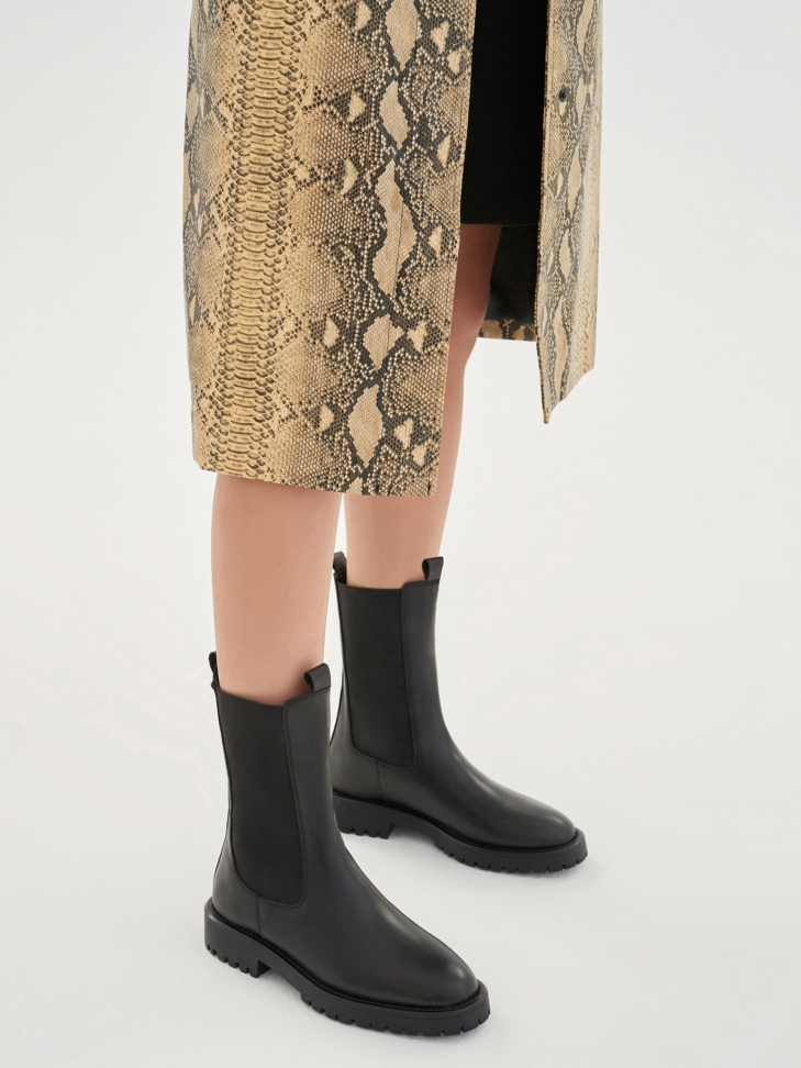 Ladies' black ankle boots