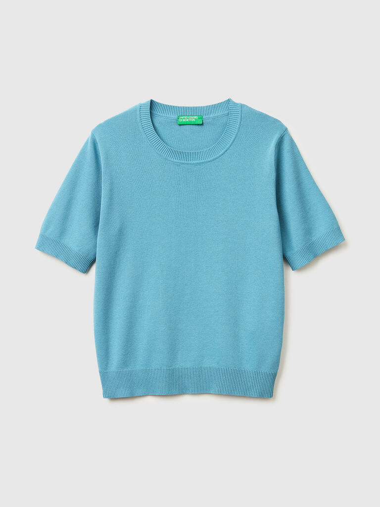 Powder blue sweater with short sleeves
