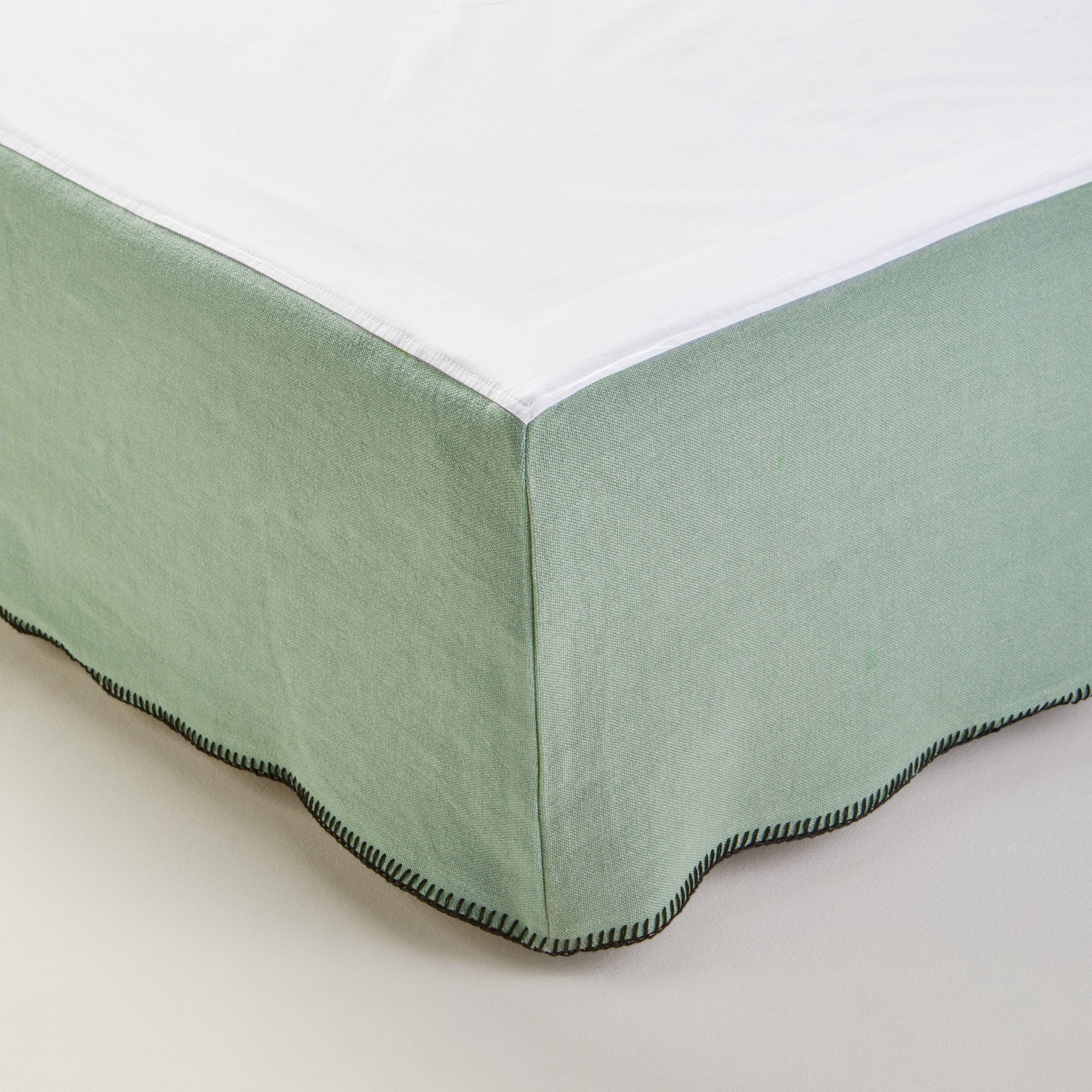 Madura Hoes voor boxspring Nino groen van grijs en zwarte slinger 160x200 cm
