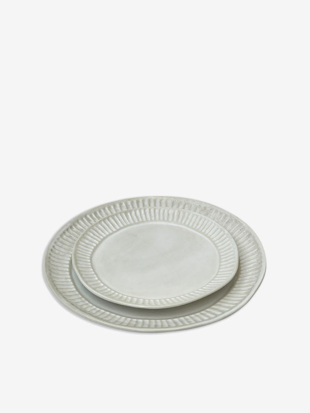 Petite assiette en céramique cardboard - bazar de luxe blanc