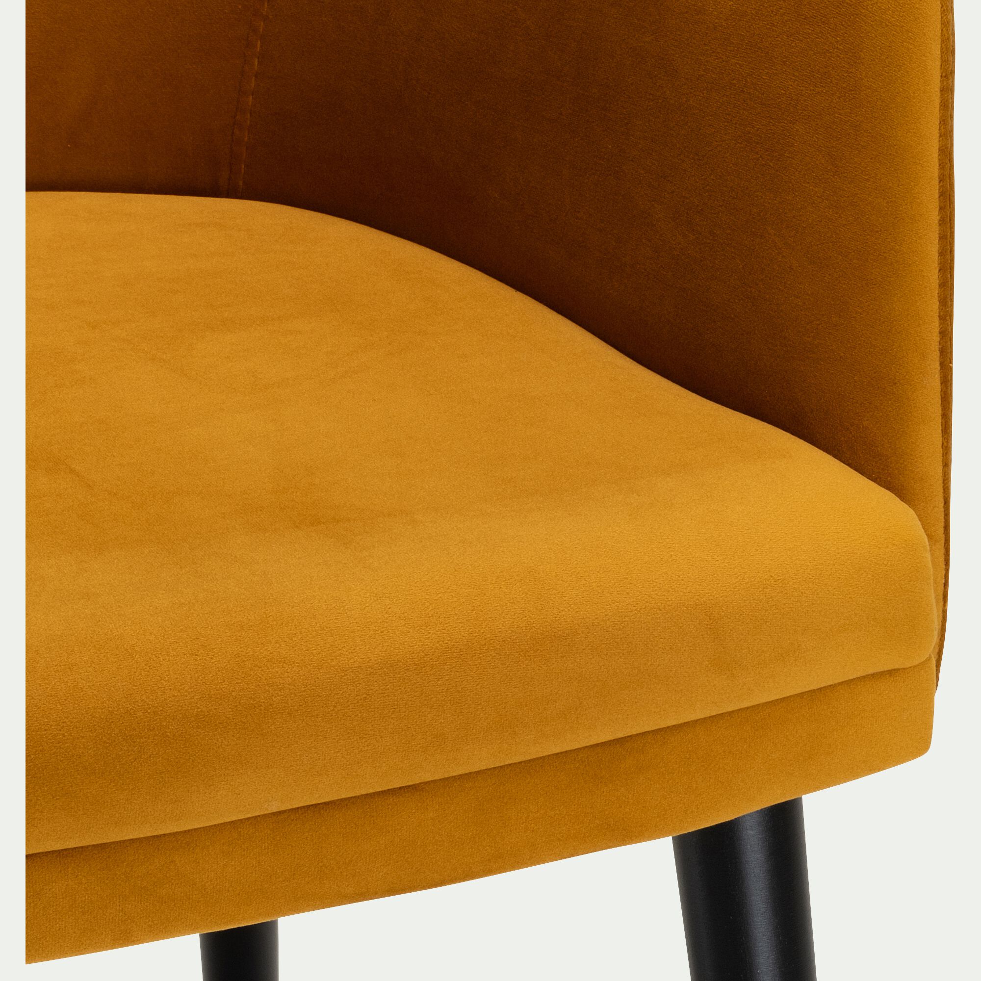 MANE - Chaise en tissu effet velours avec accoudoirs - jaune argan