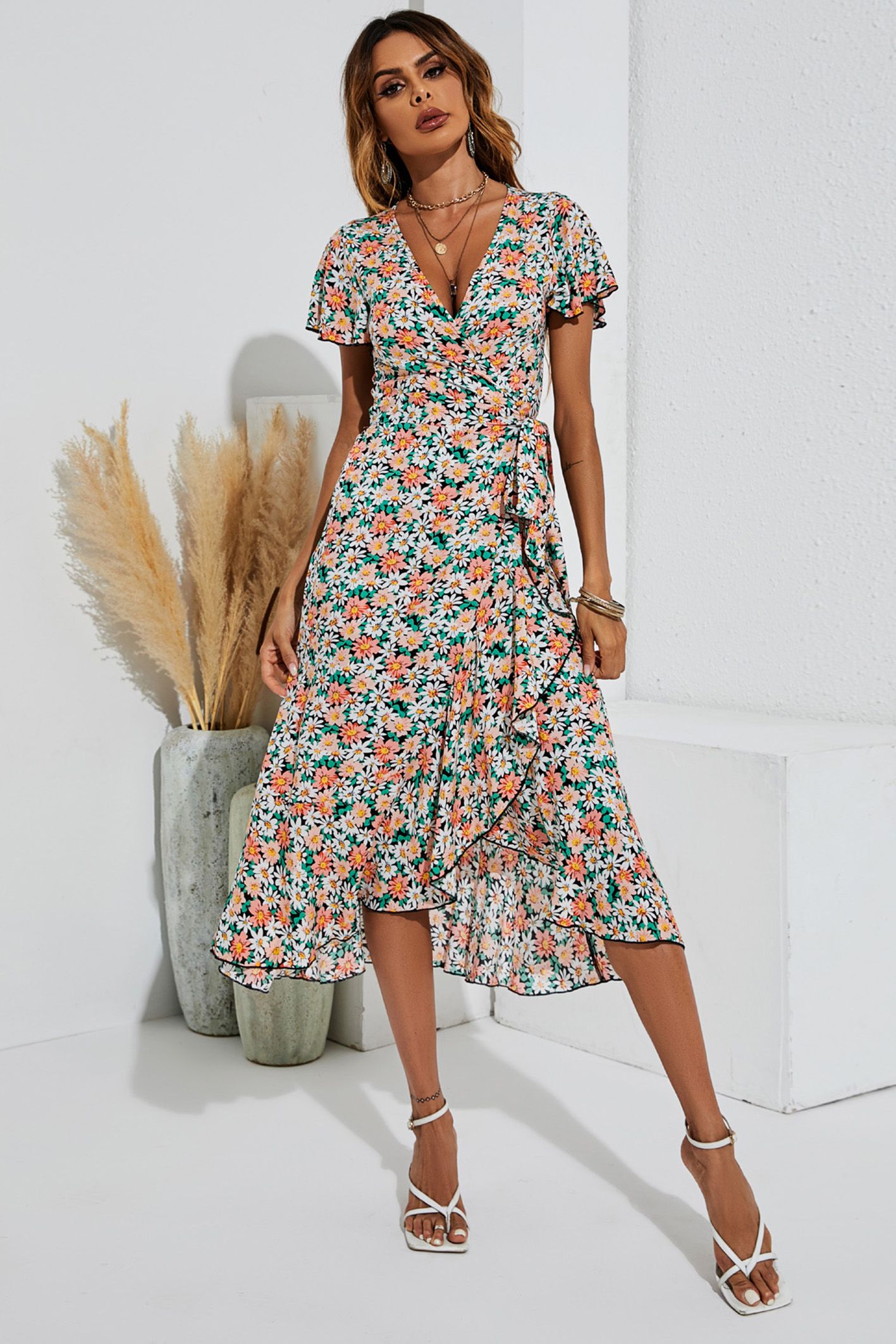 FS Collection Daisy Print Midi Wrap Dress In Pink