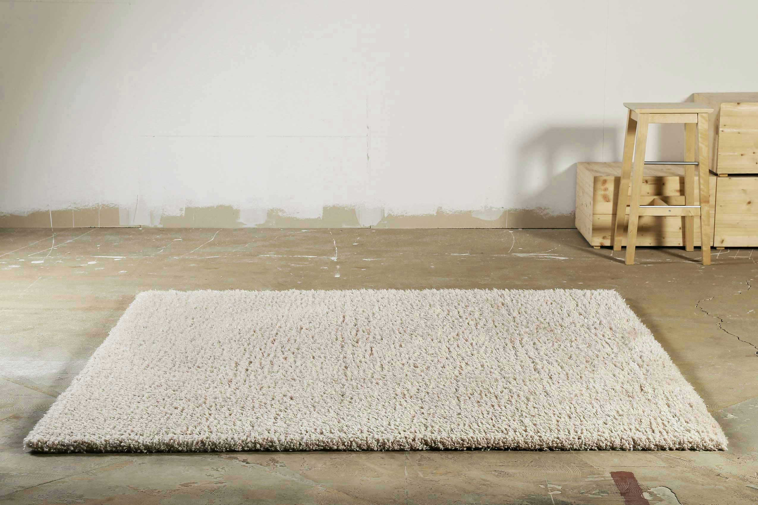 PARMA - Tapis uni très doux à mèches très hautes et denses beige 225x160