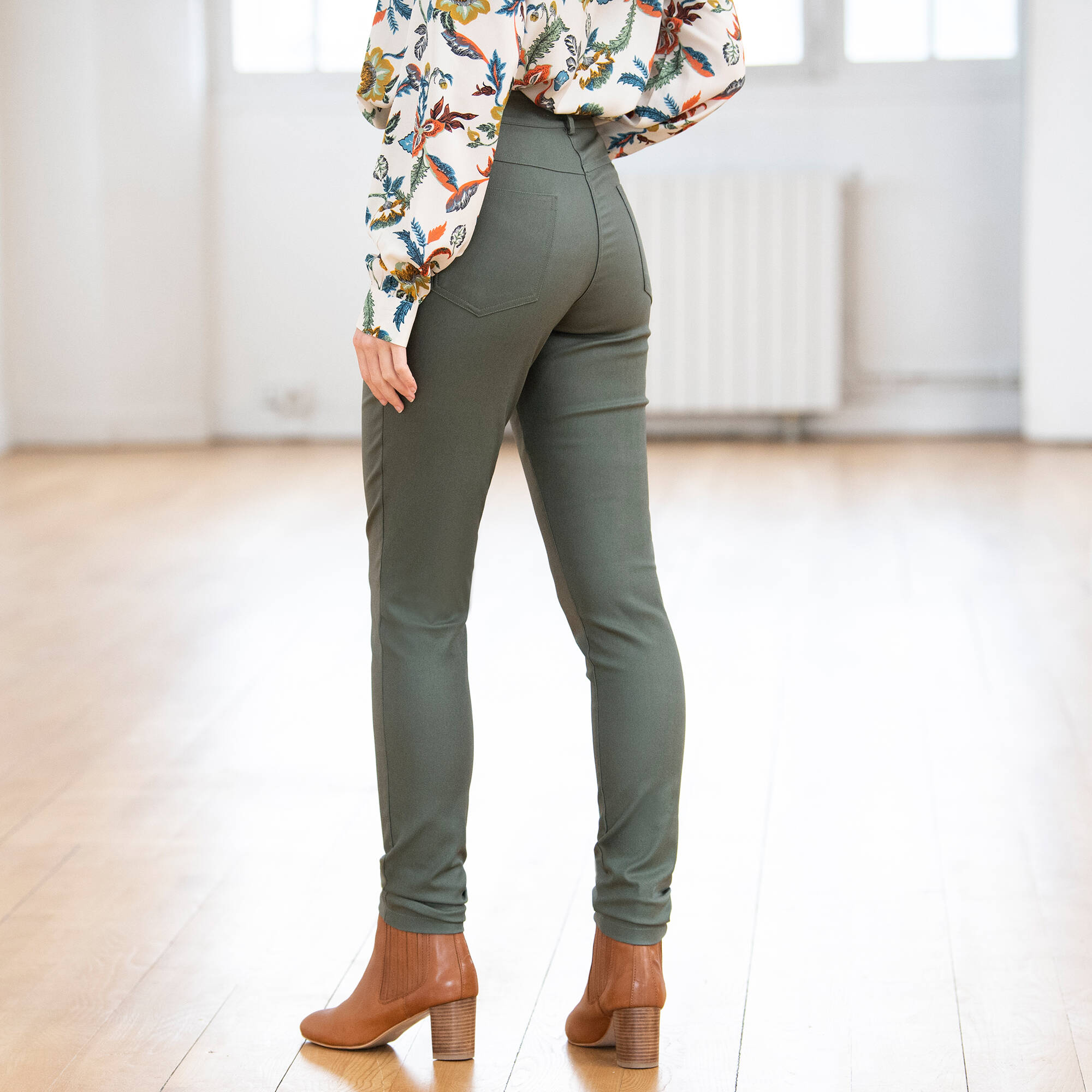 Pantalon fuselé enduit ultra stretch
