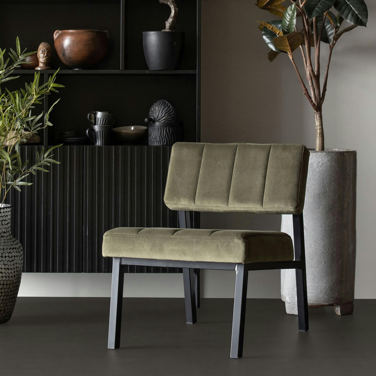 KAJA - Fauteuil en velour kaki
