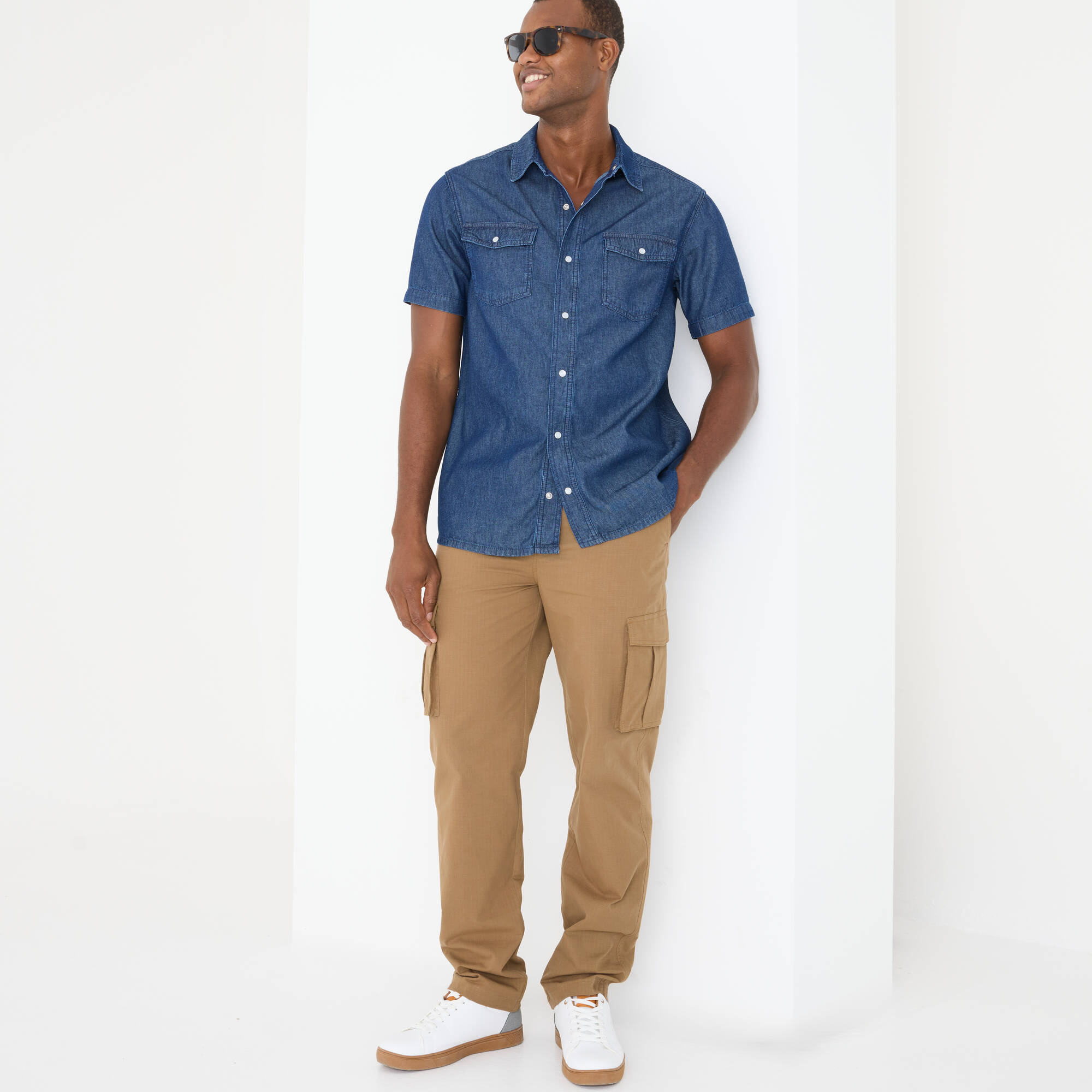 Chemise pressionnée manches courtes