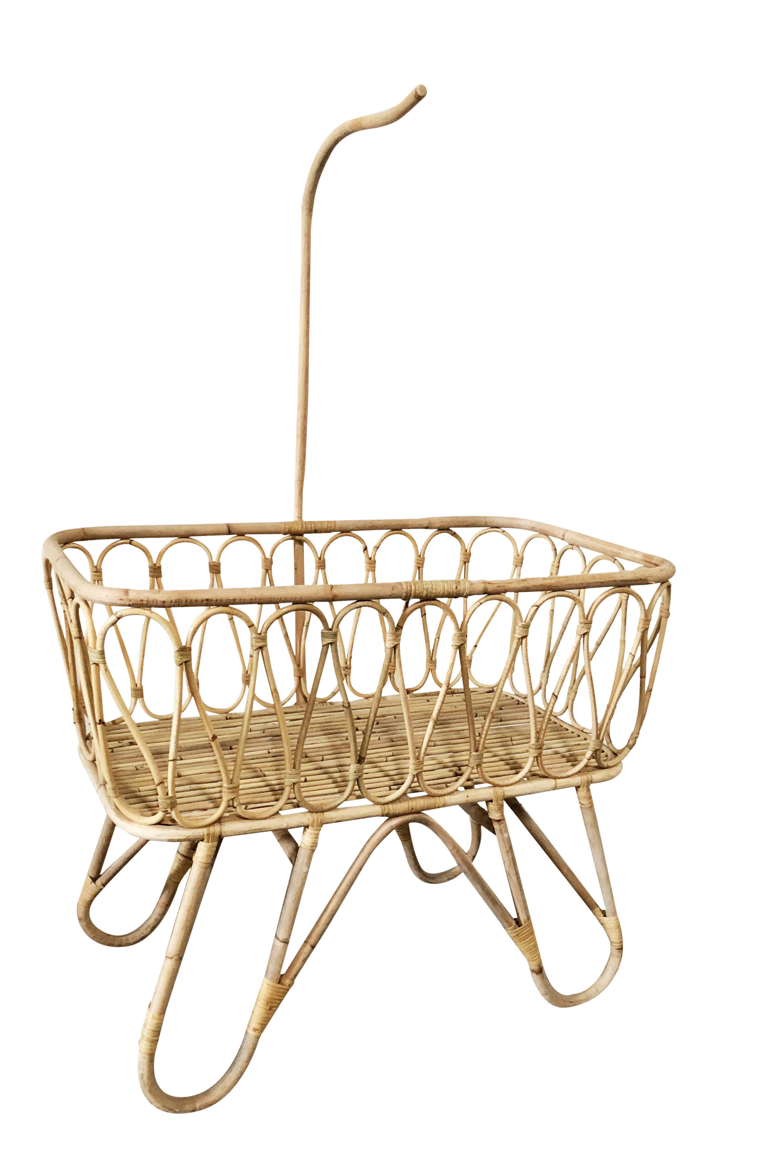 June - Lit/berceau bébé rotin naturel avec flêche de lit