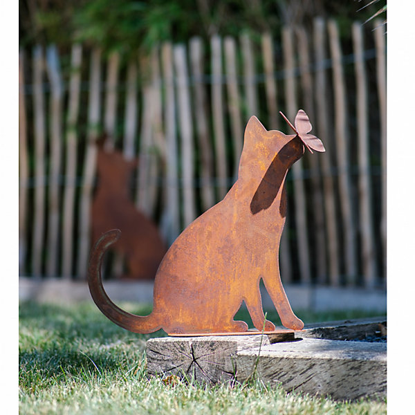 Figurine Chat bisou papillon métal rouille : déco jardin - Rouille